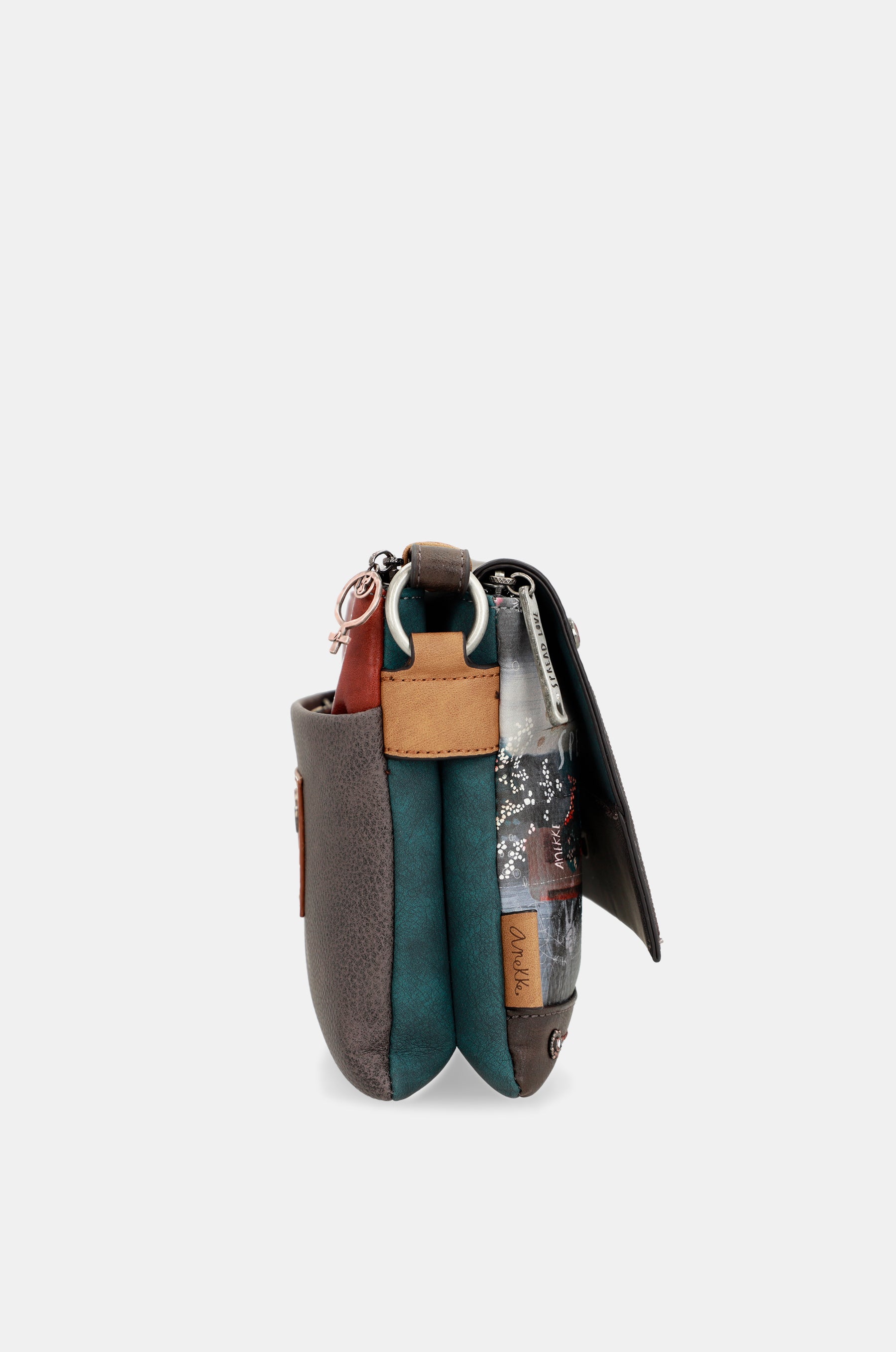 Respect flap shoulder bag