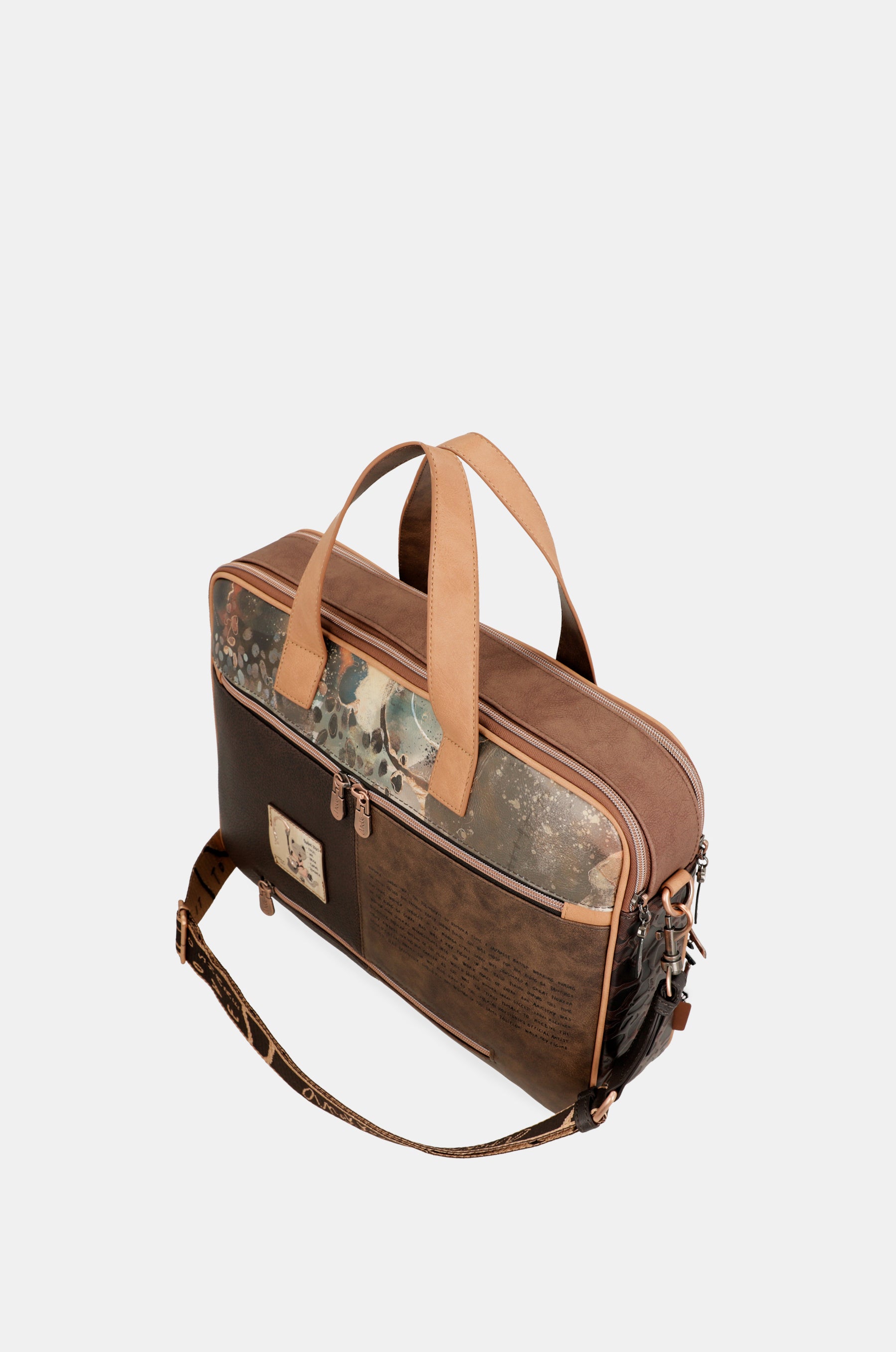 Shōen brown document holder