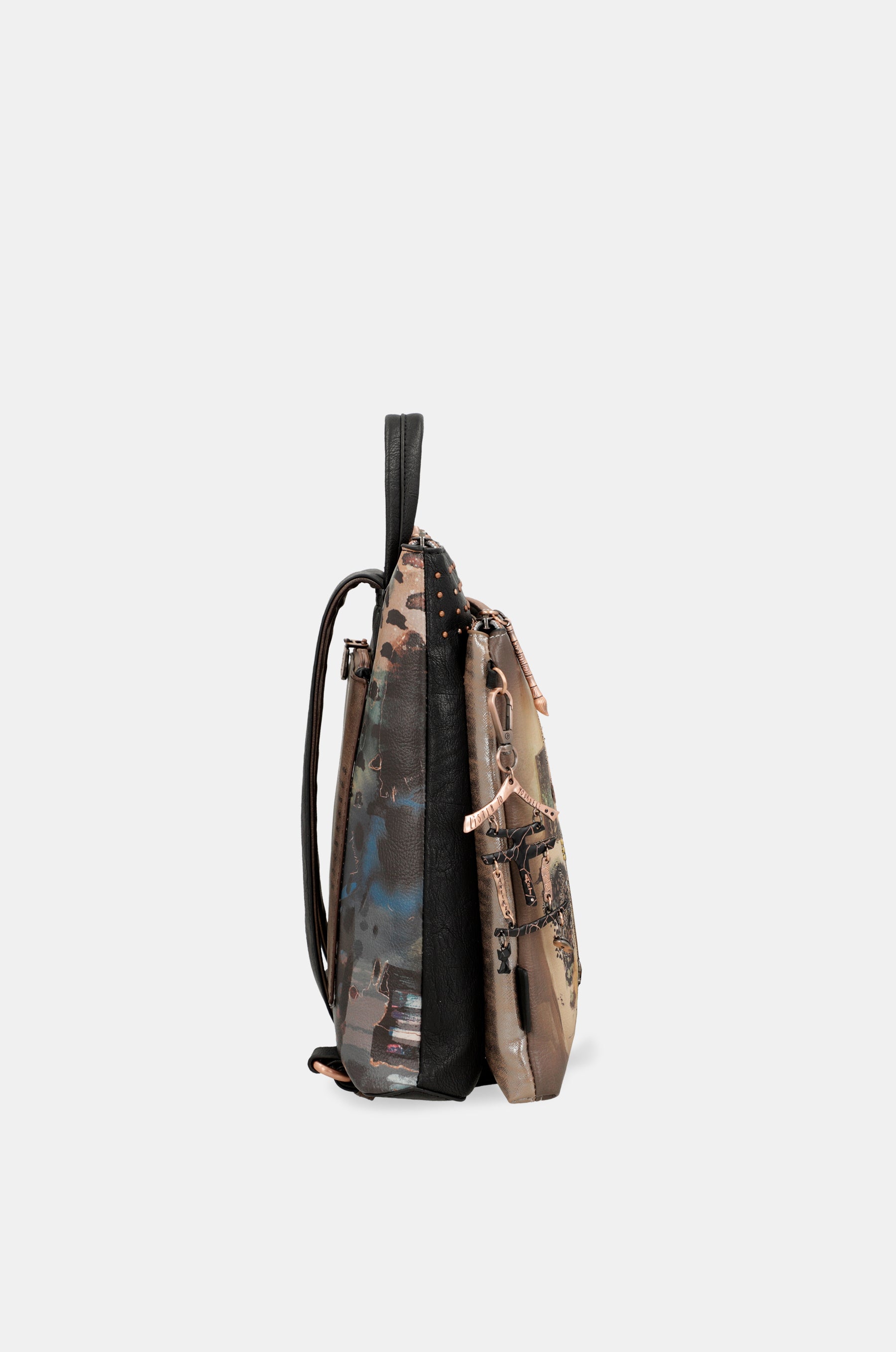 Shōen medium black backpack