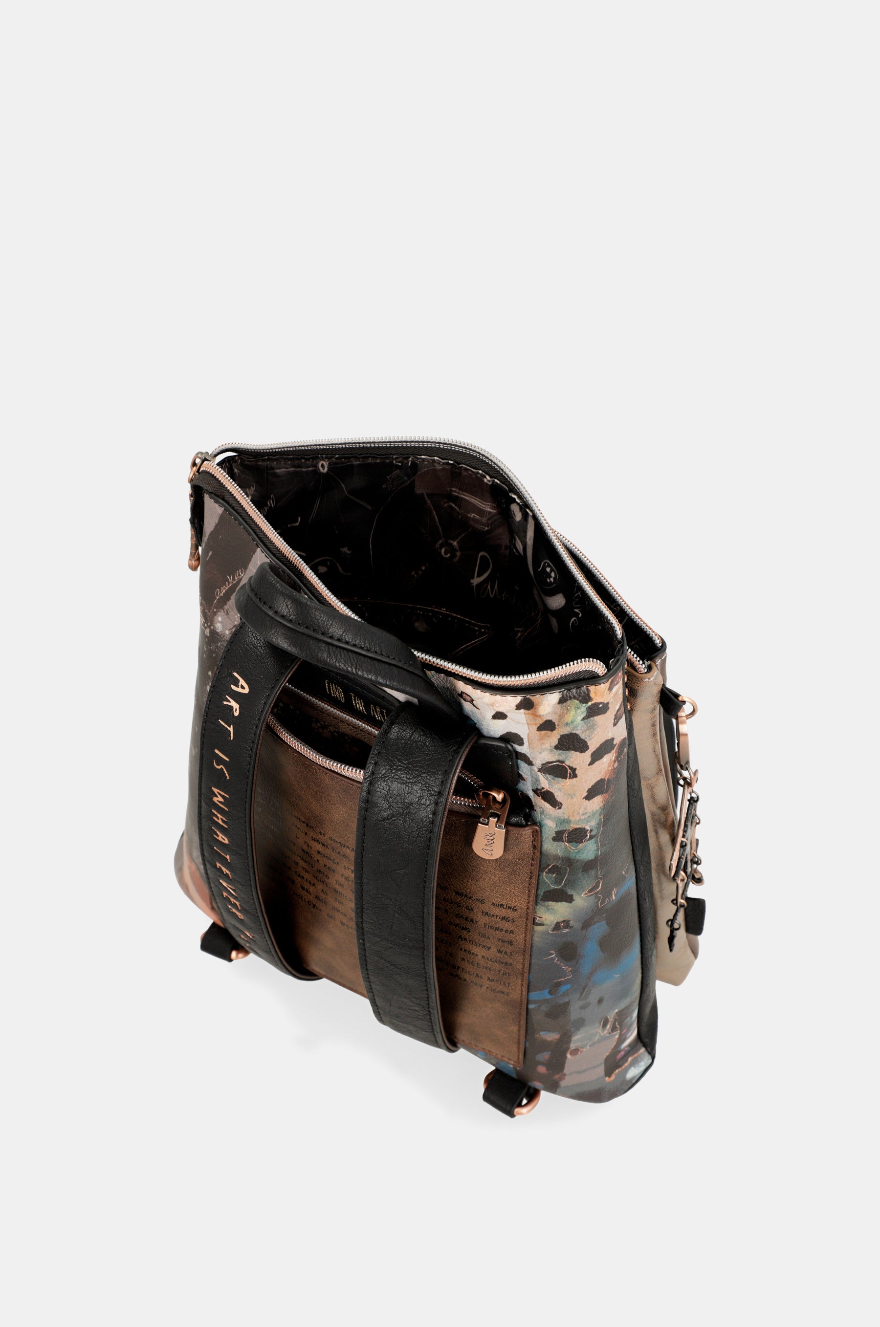 Shōen medium black backpack