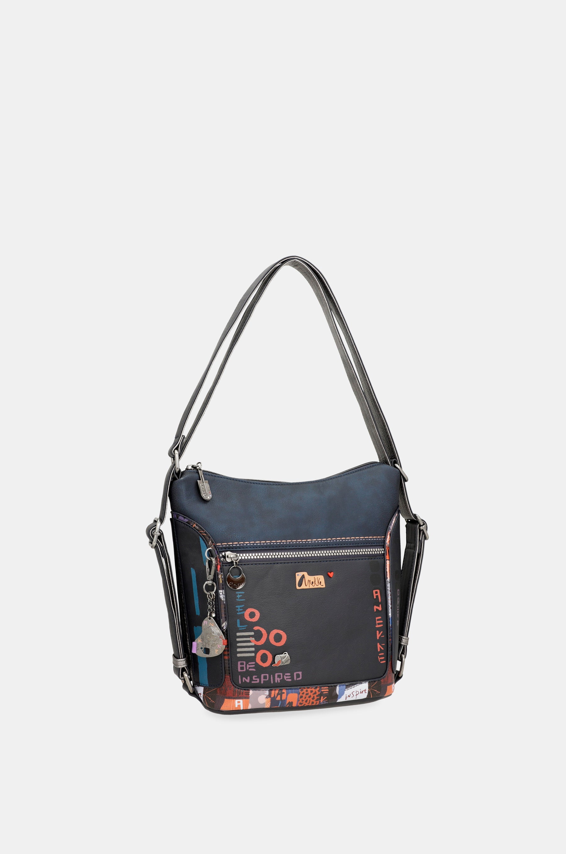 Kyomu shoulder bag convertible into a Kyomu backpack