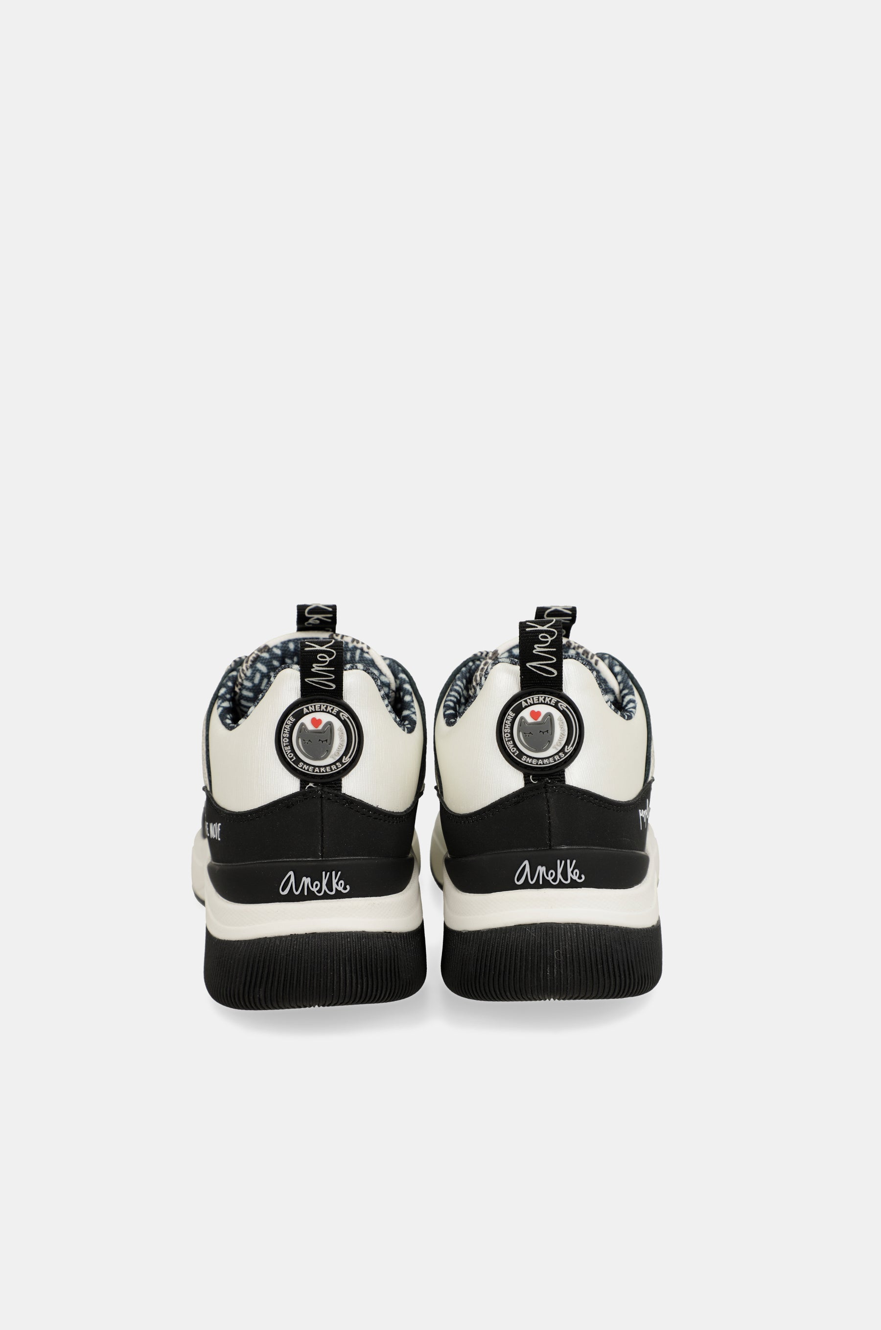 Fashion black & white sneakers