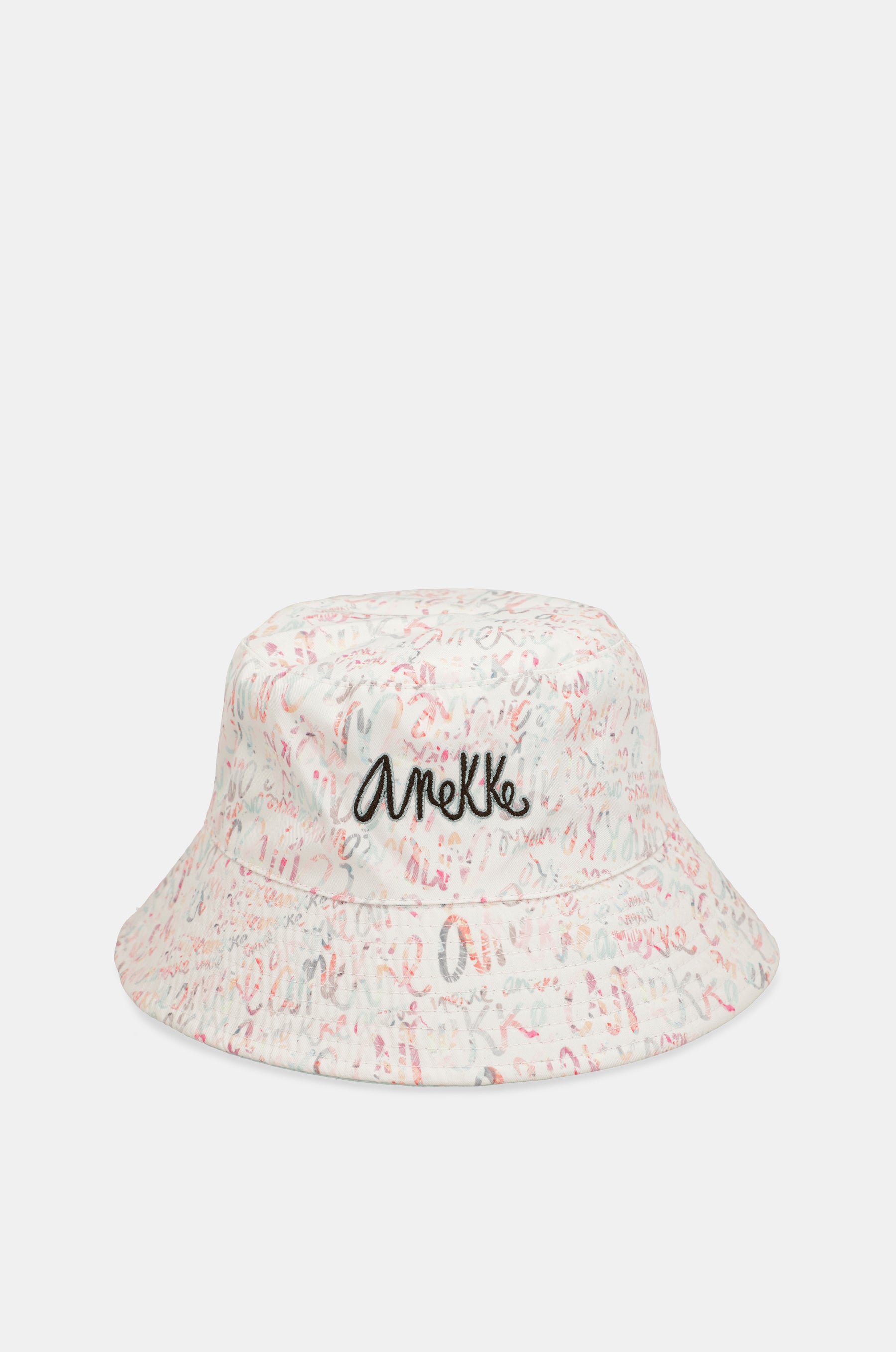 Fashion bucket hat