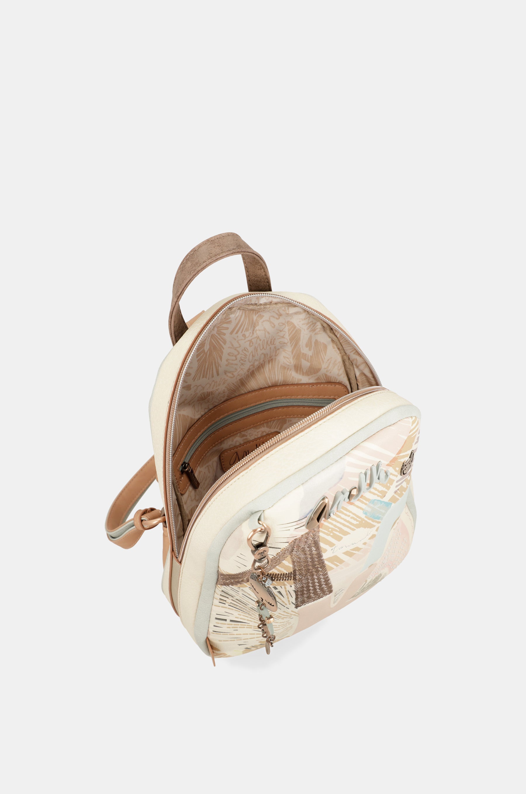 Passion backpack for leisure use
