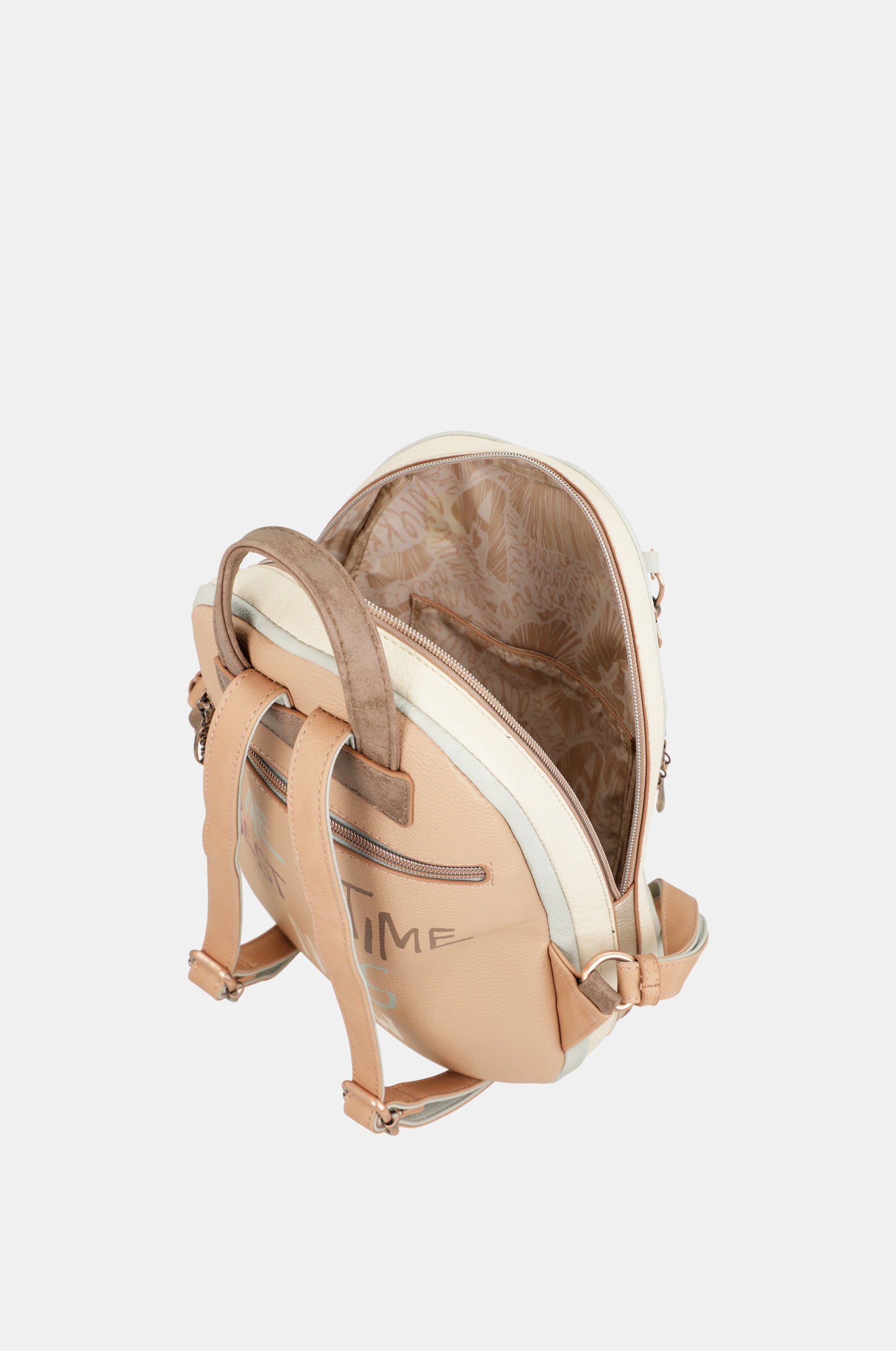 Passion backpack for leisure use
