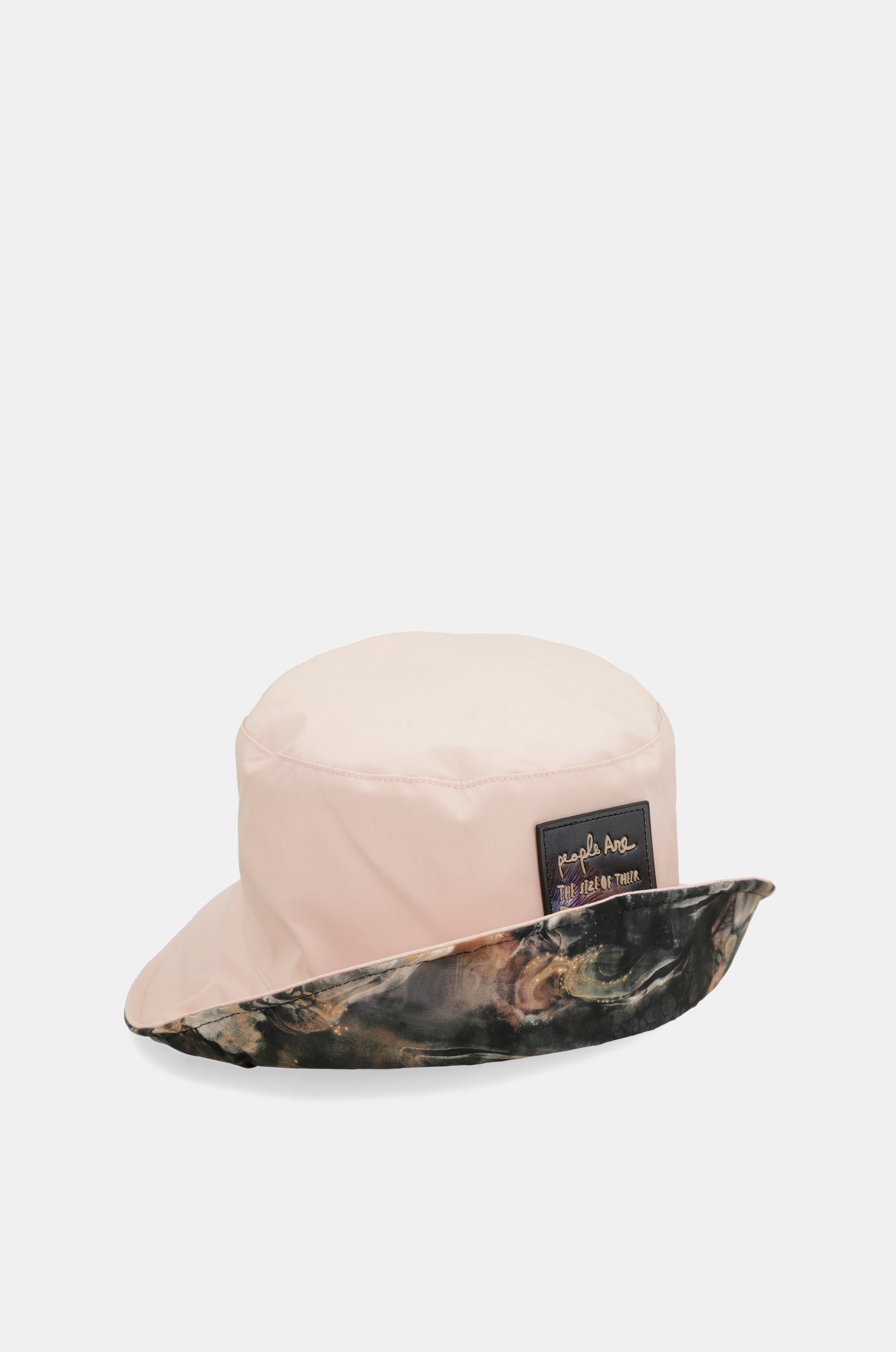 Dreamverse reversible bucket hat