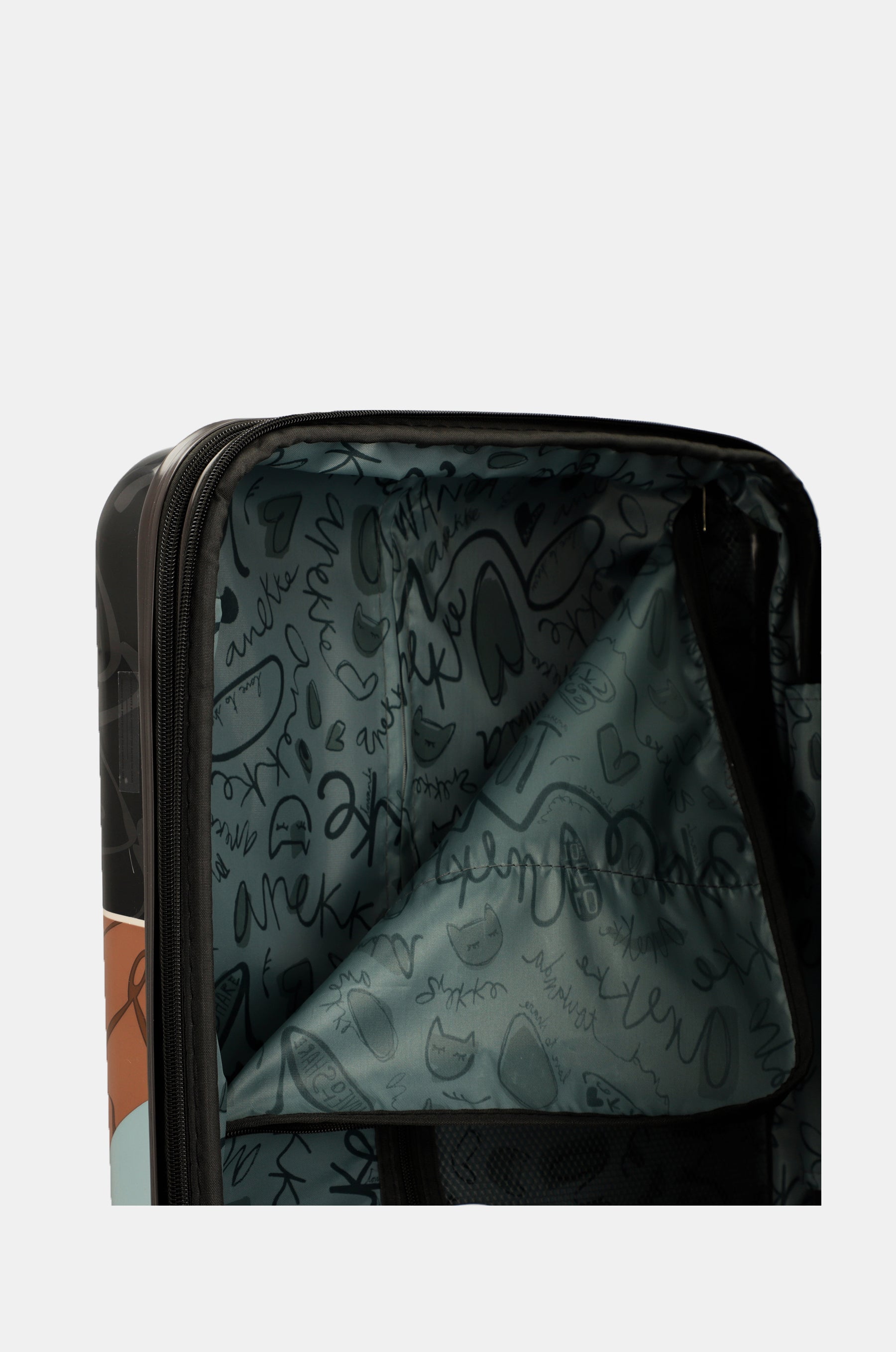 Imaginary cabin suitcase