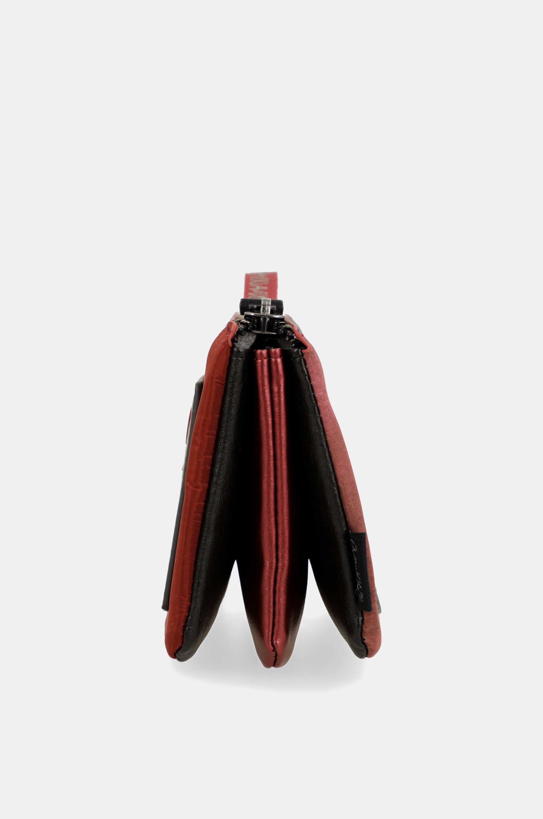 Imaginary small coin purse