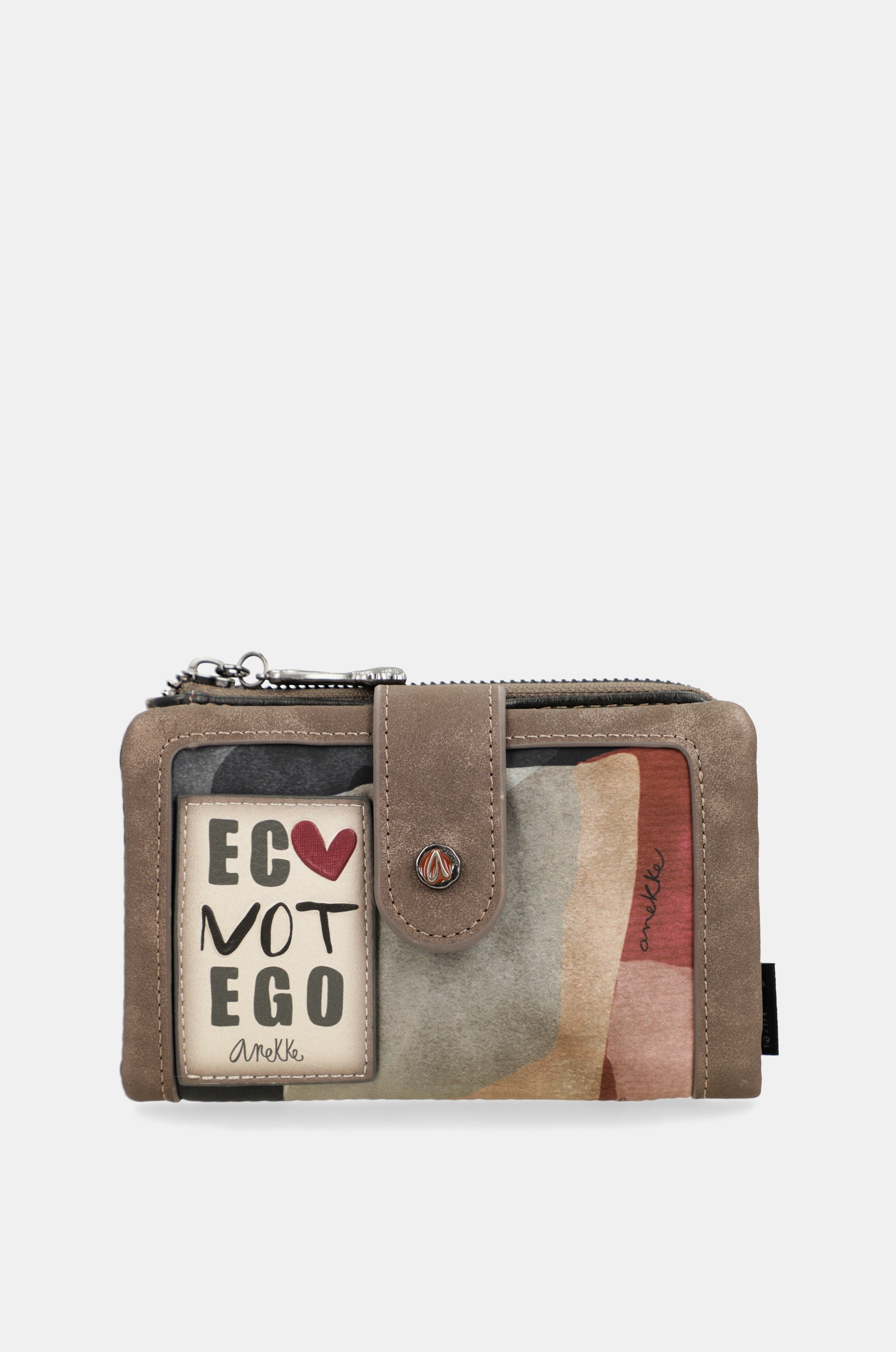 Imaginary medium wallet