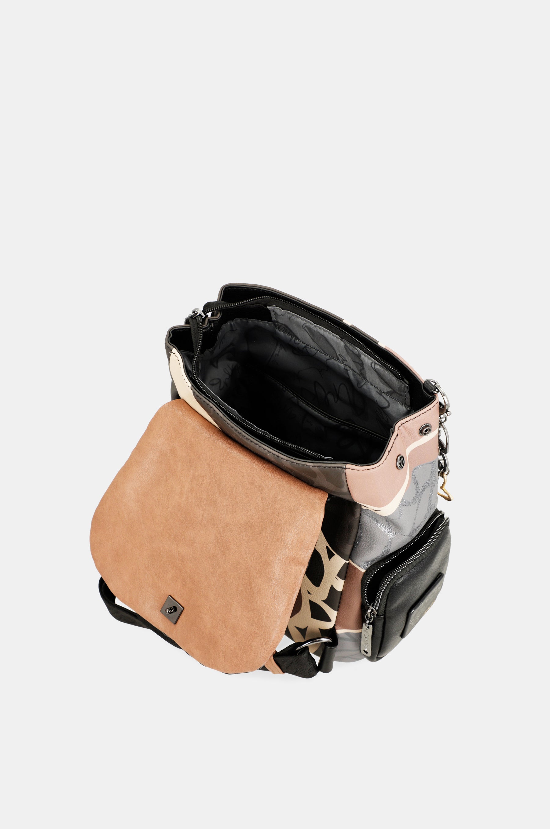 Heartbeat flap backpack