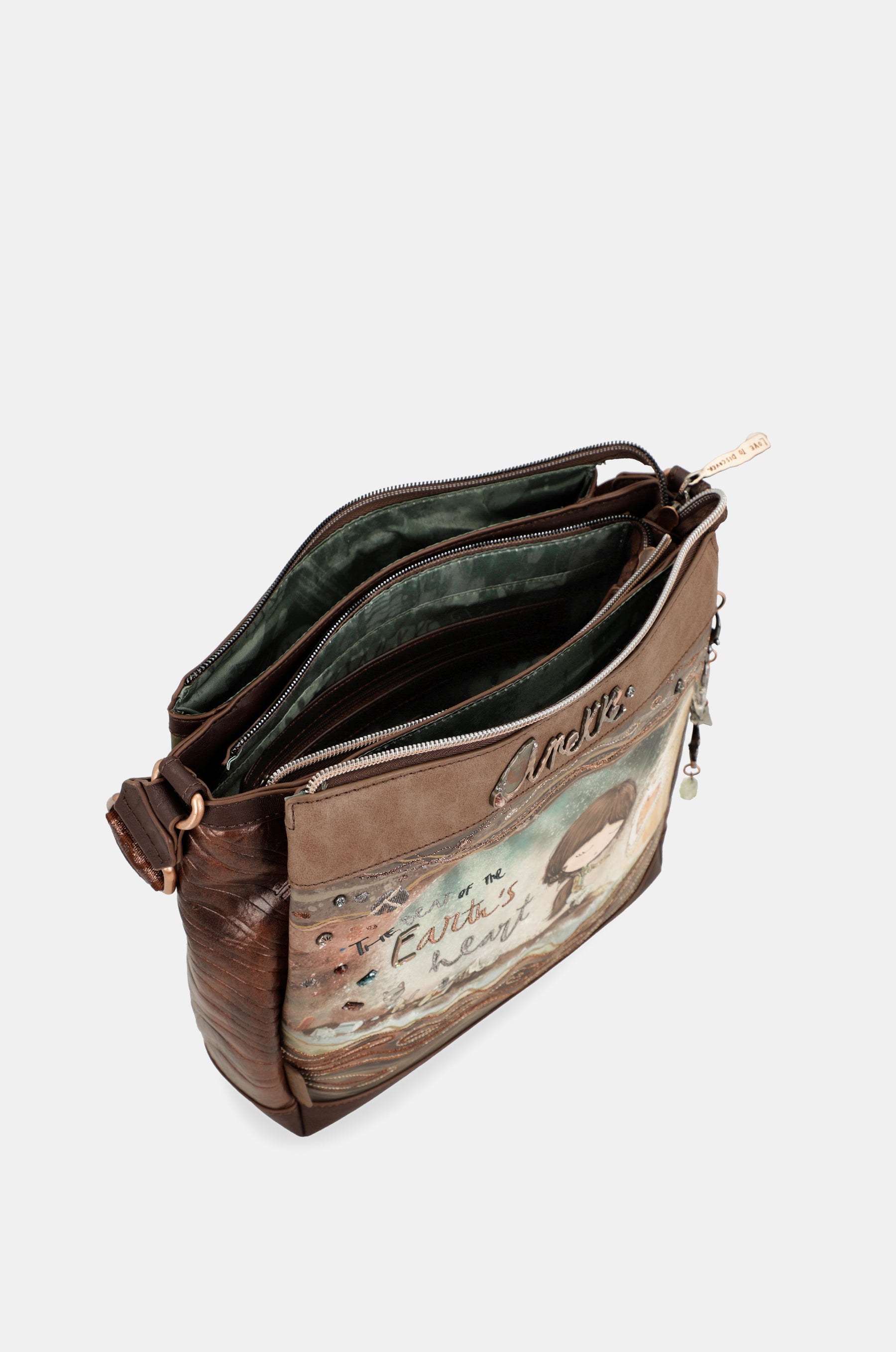 Core medium crossbody bag
