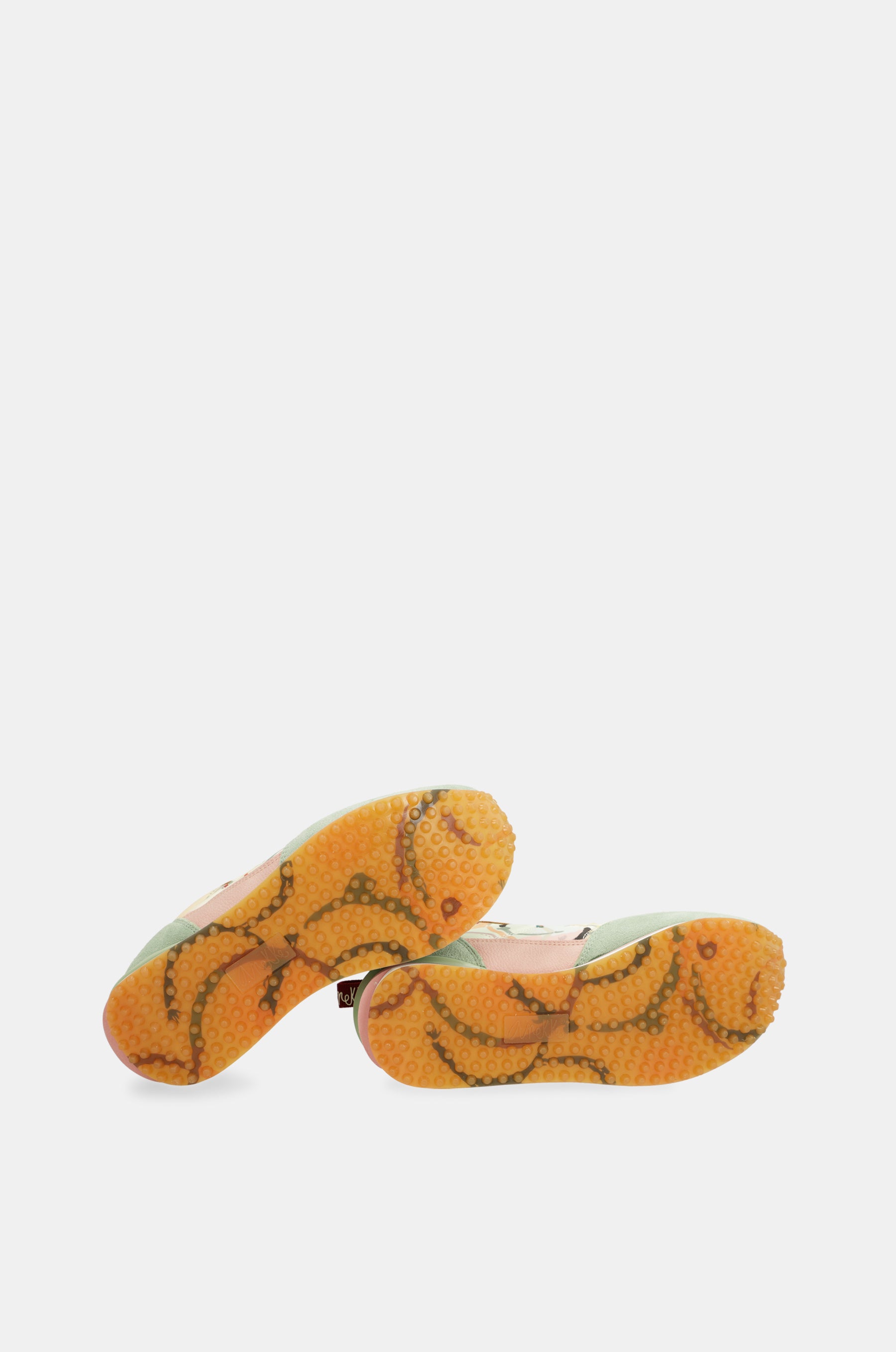 Multicolor Smart Sneakers