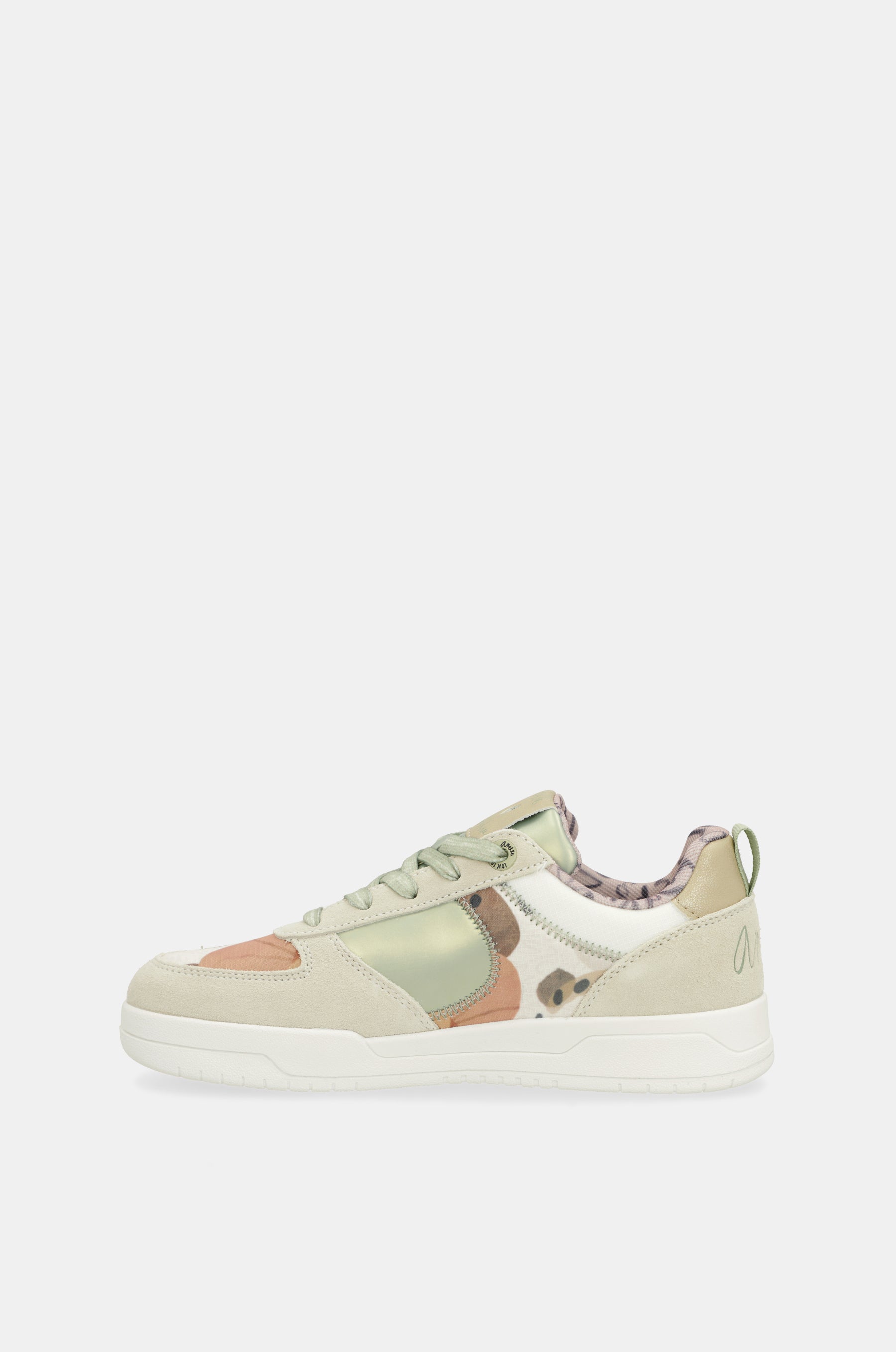 Retro green sneakers
