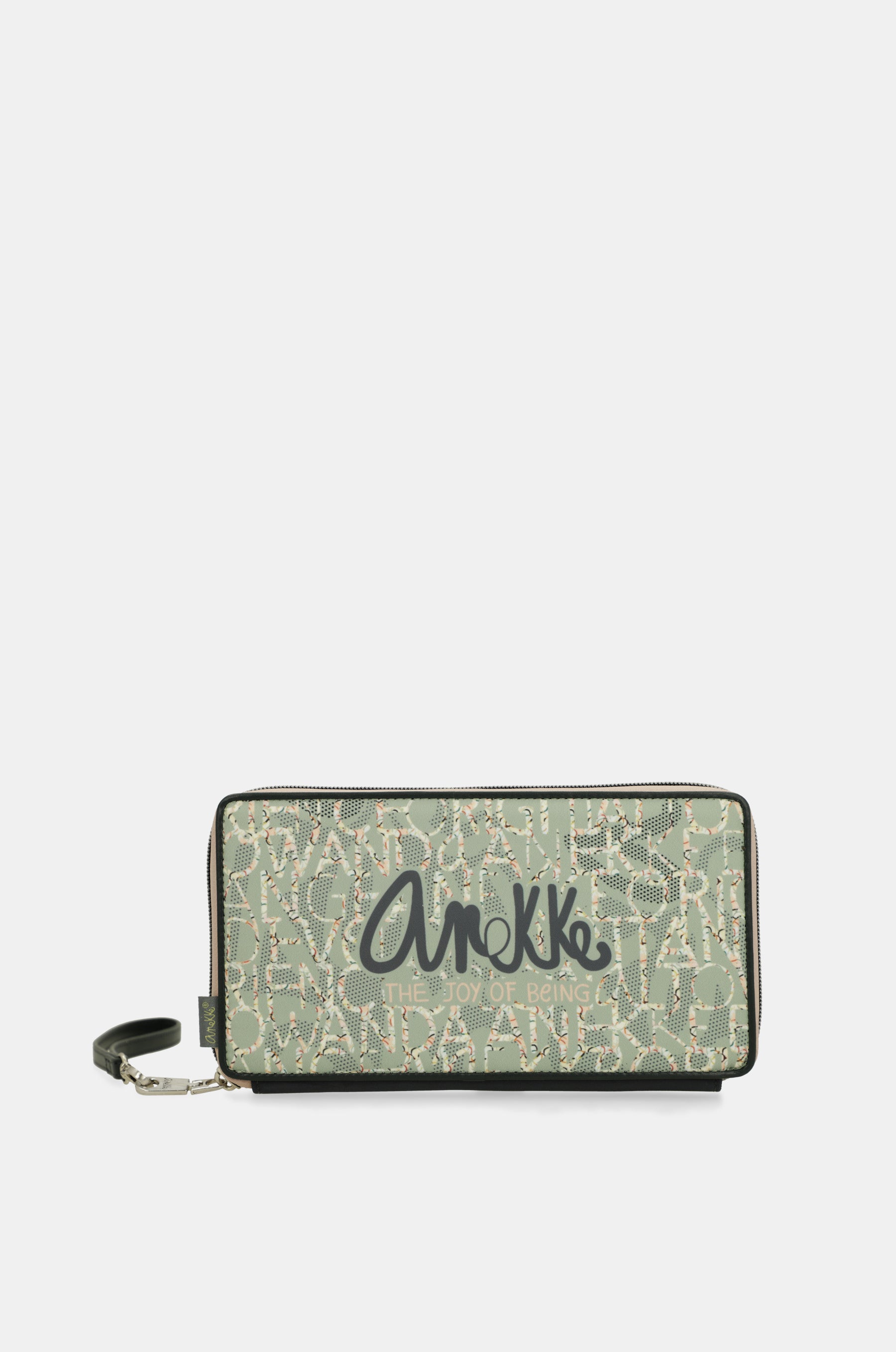 Smart travel wallet