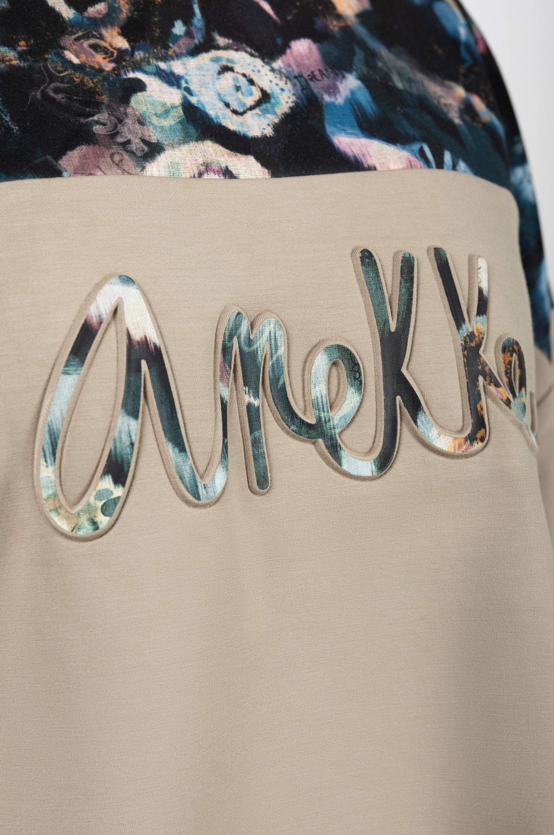 Manifesto sweatshirt