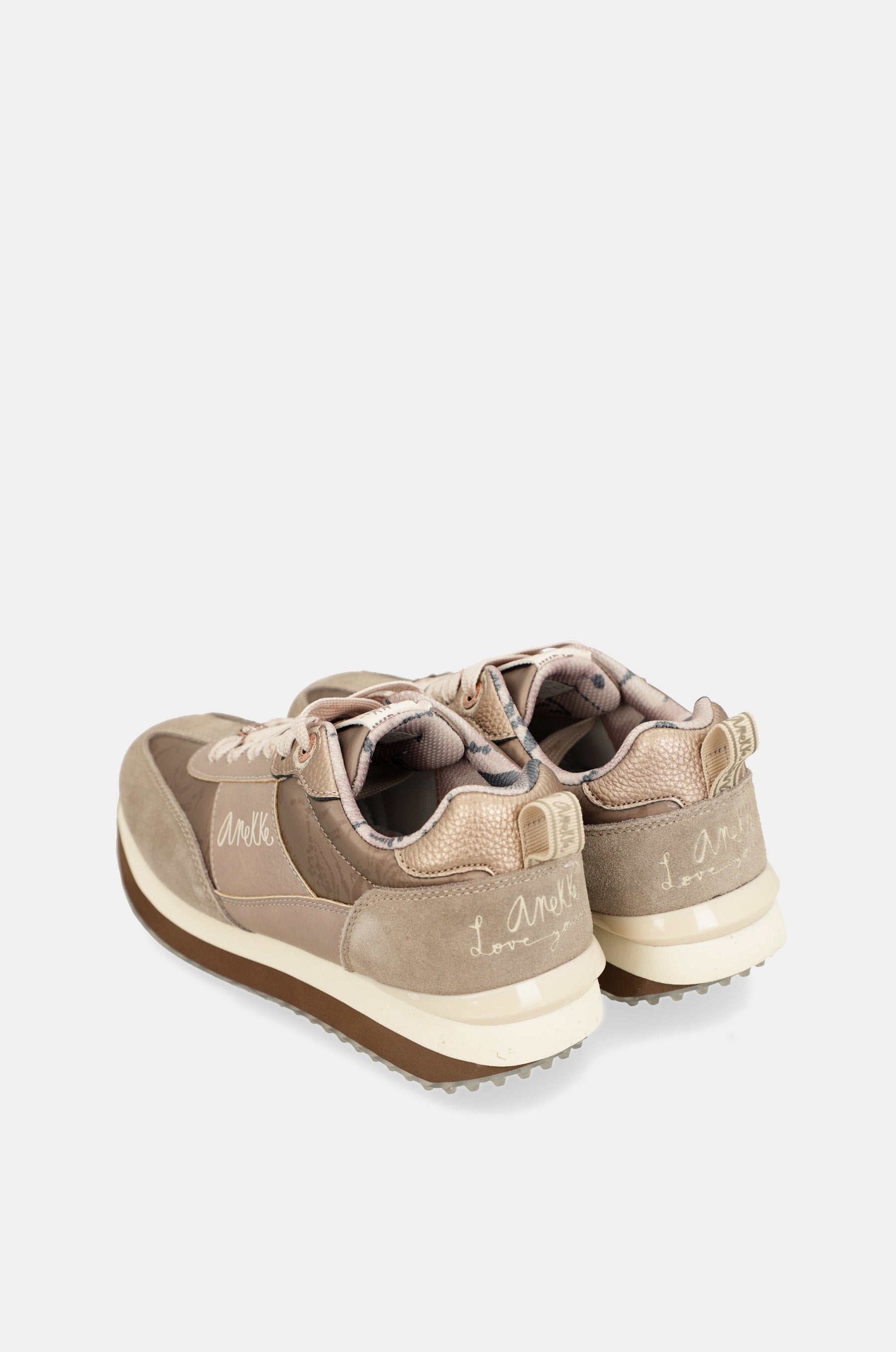 Beige sneakers with multicoloured sole