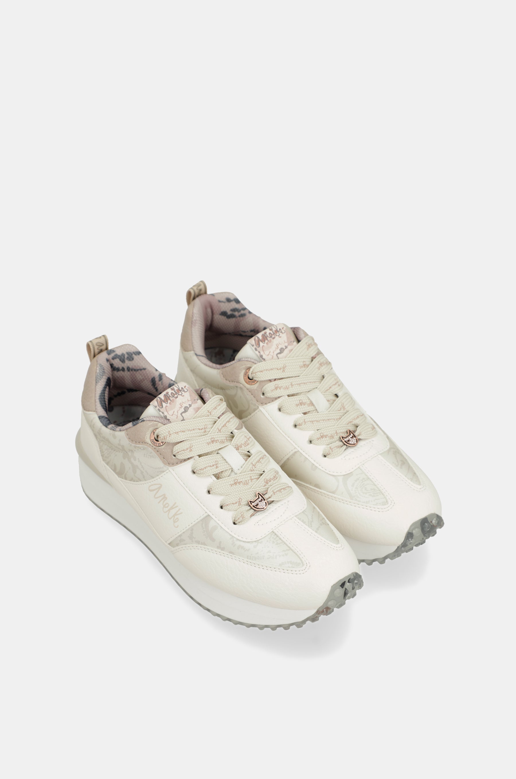 White sneakers with multicoloured sole