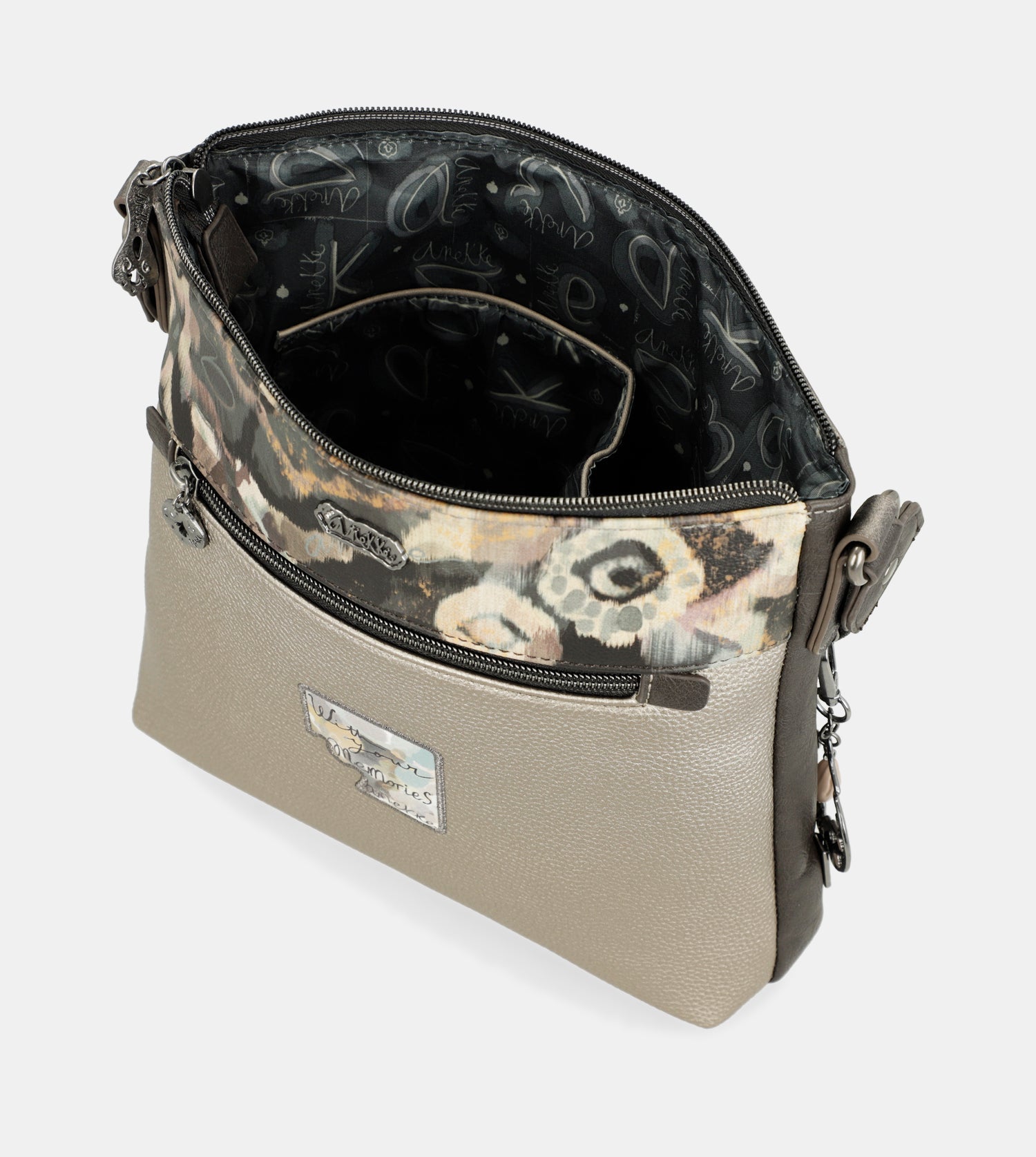 Real crossbody bag with front pocket