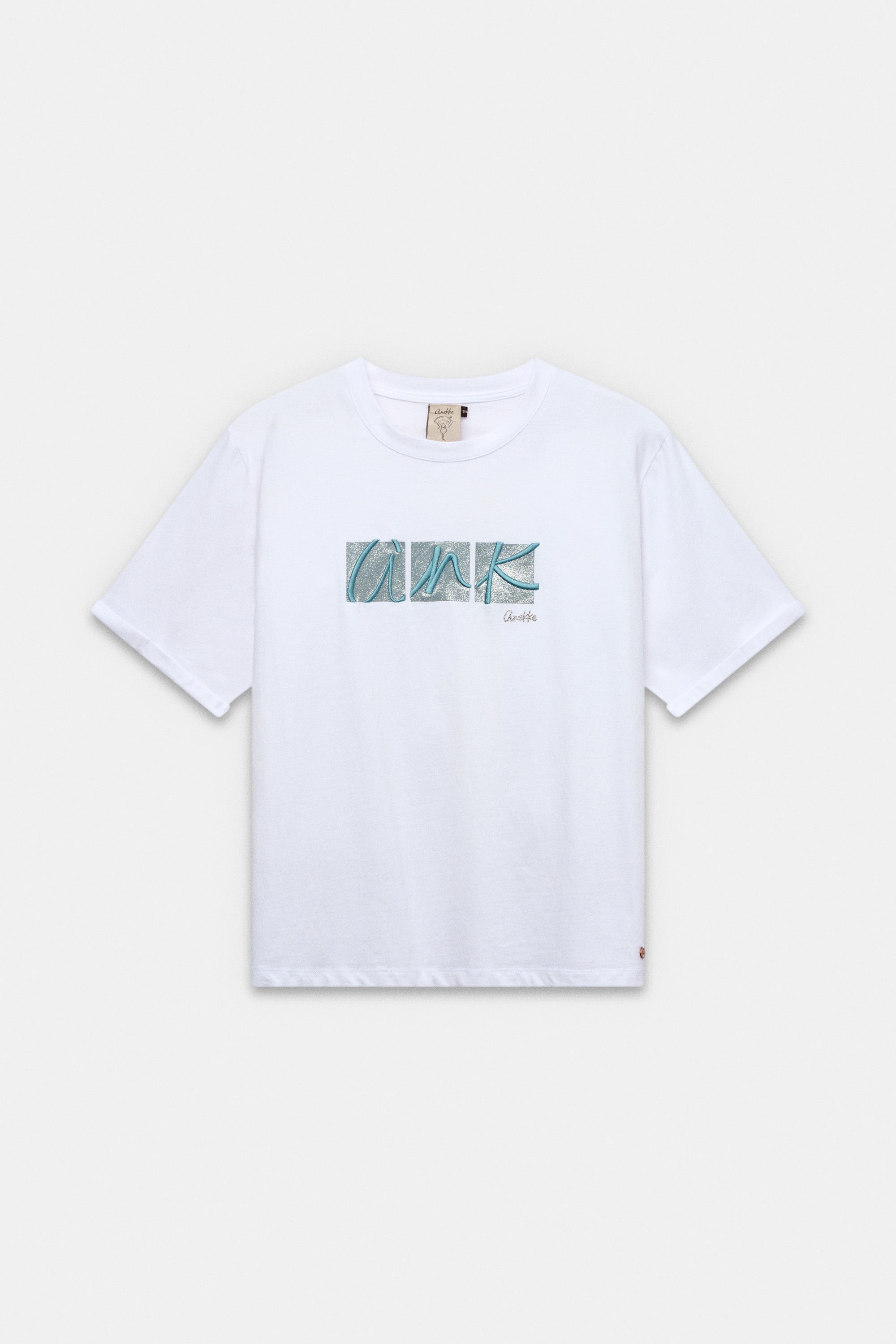 White short-sleeve T-shirt