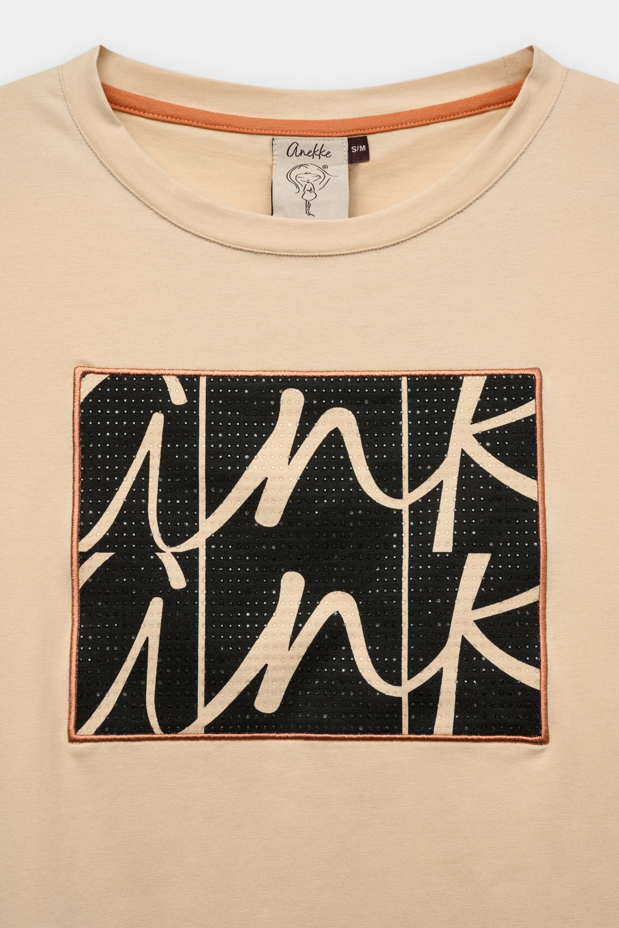 Beige short-sleeve T-shirt