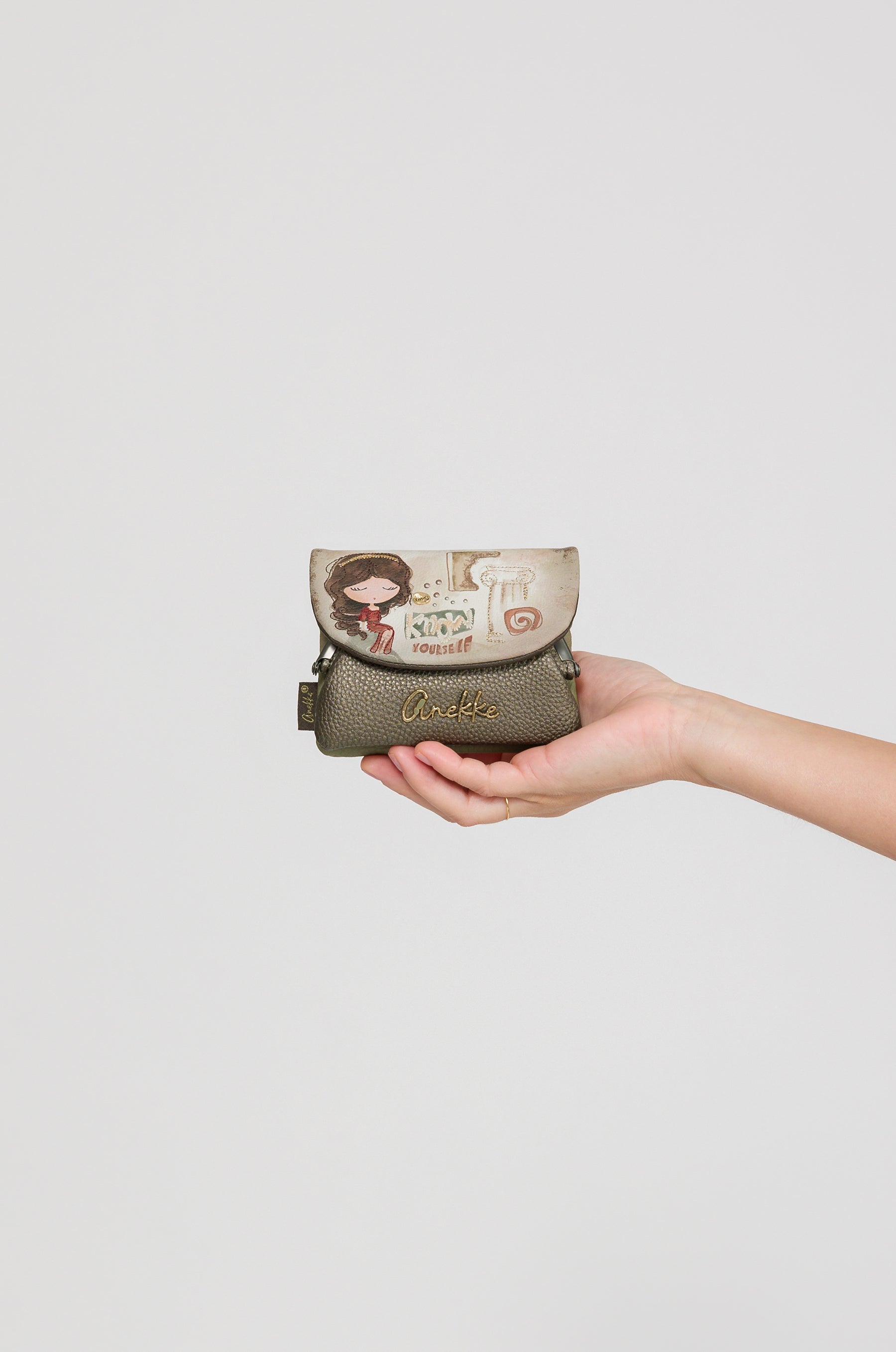 Purse Muse with flap