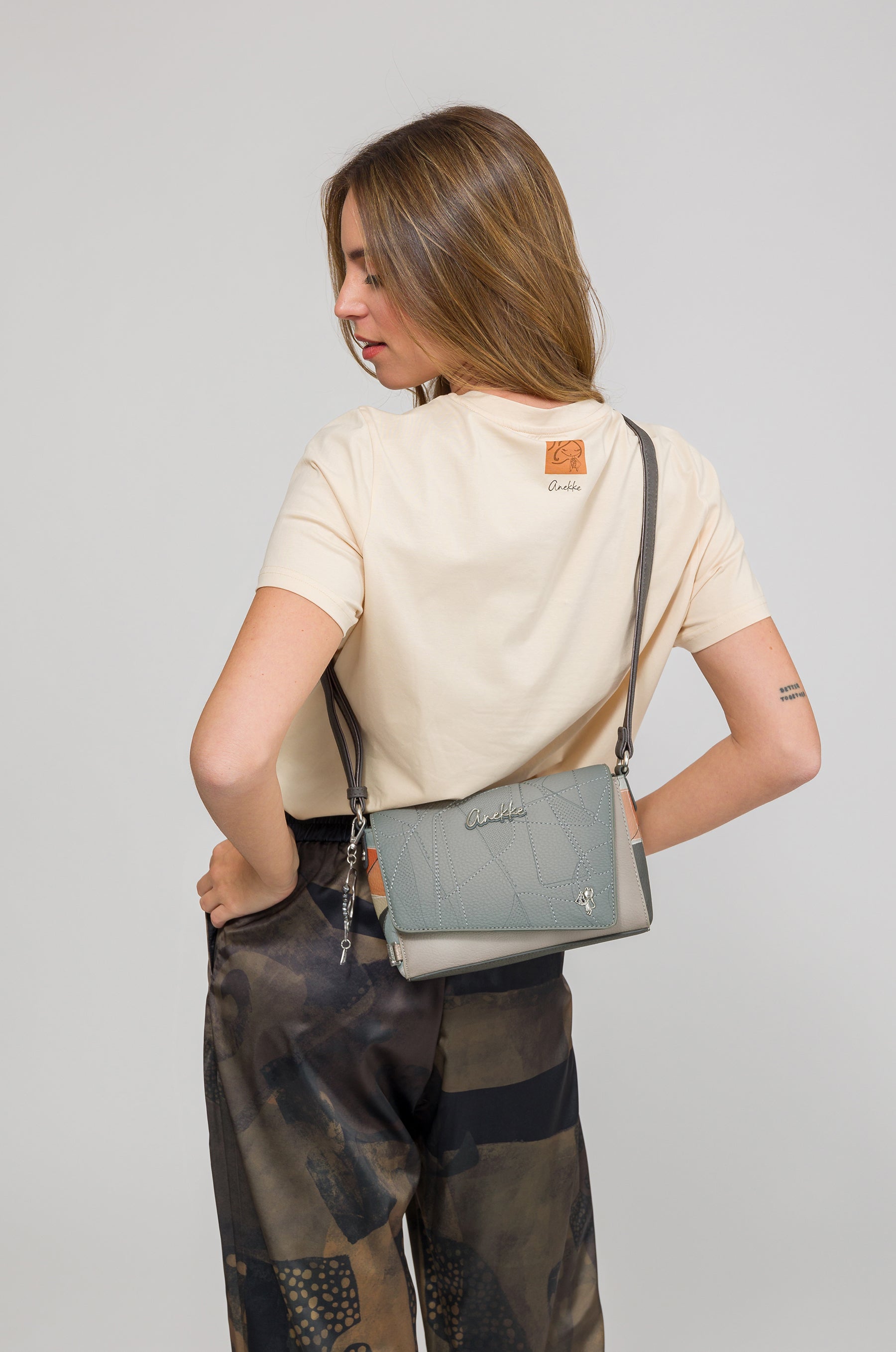 Crossbody bag Auralis with flap
