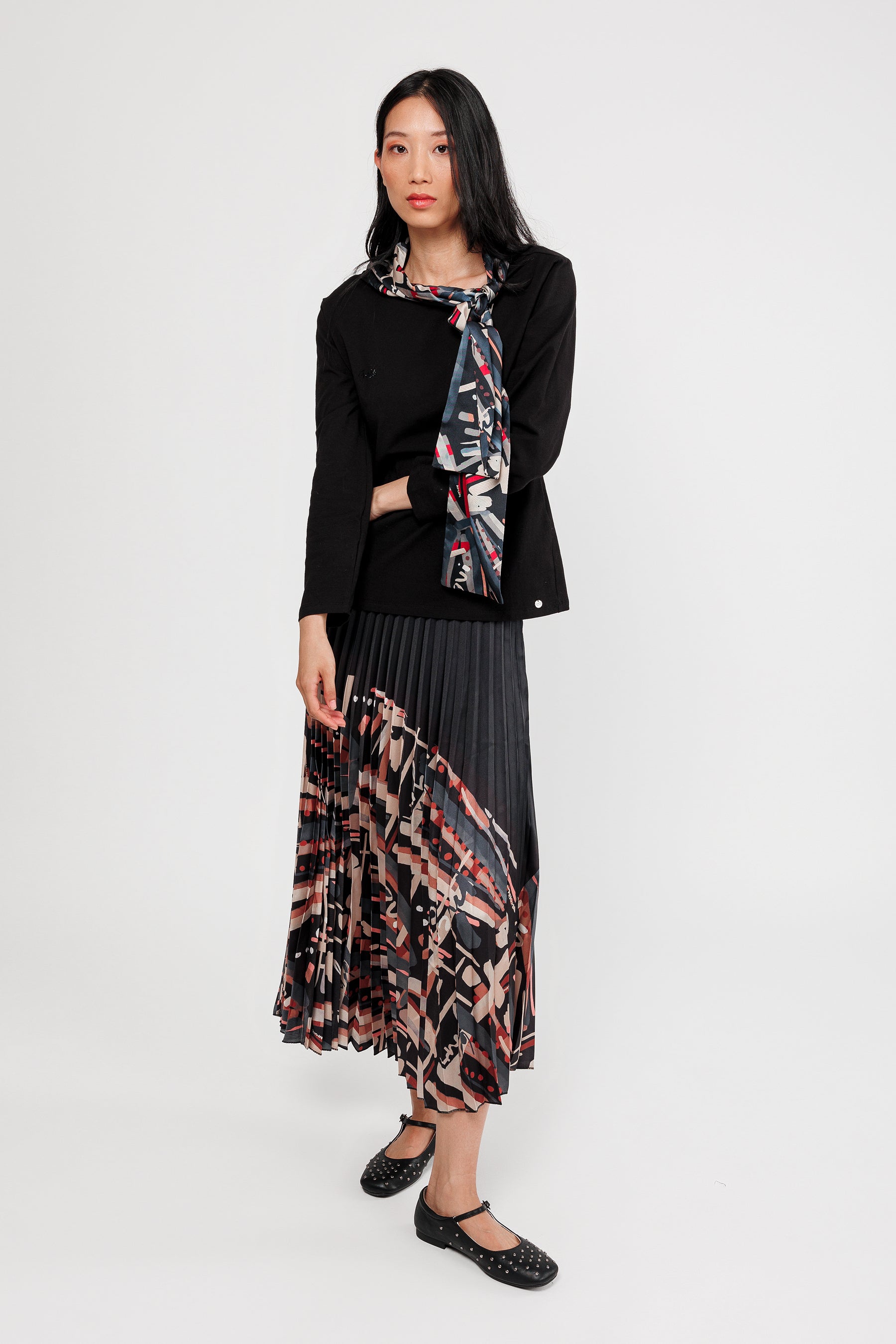 Mademoiselle black jumper