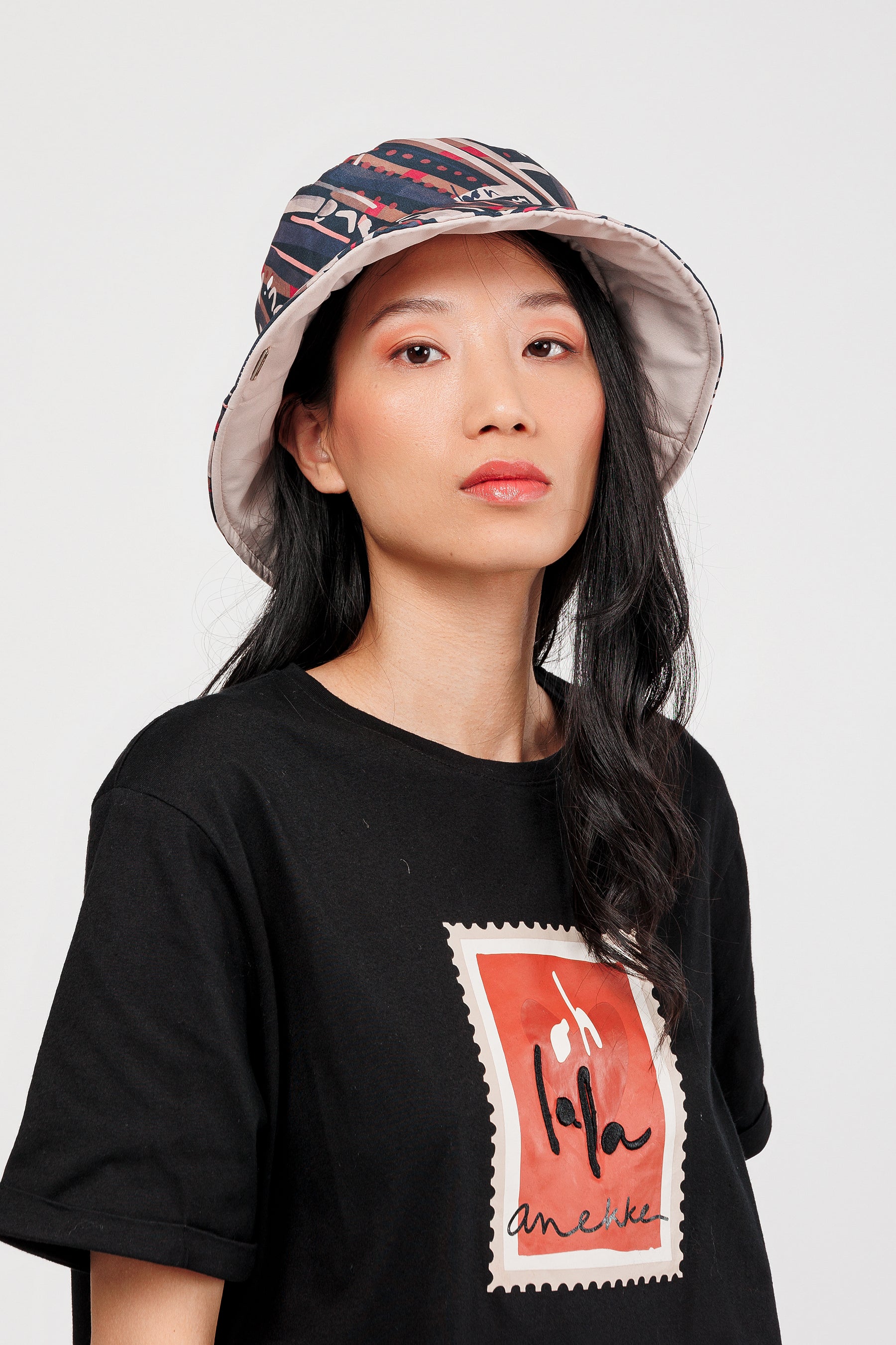 Mademoiselle bucket hat