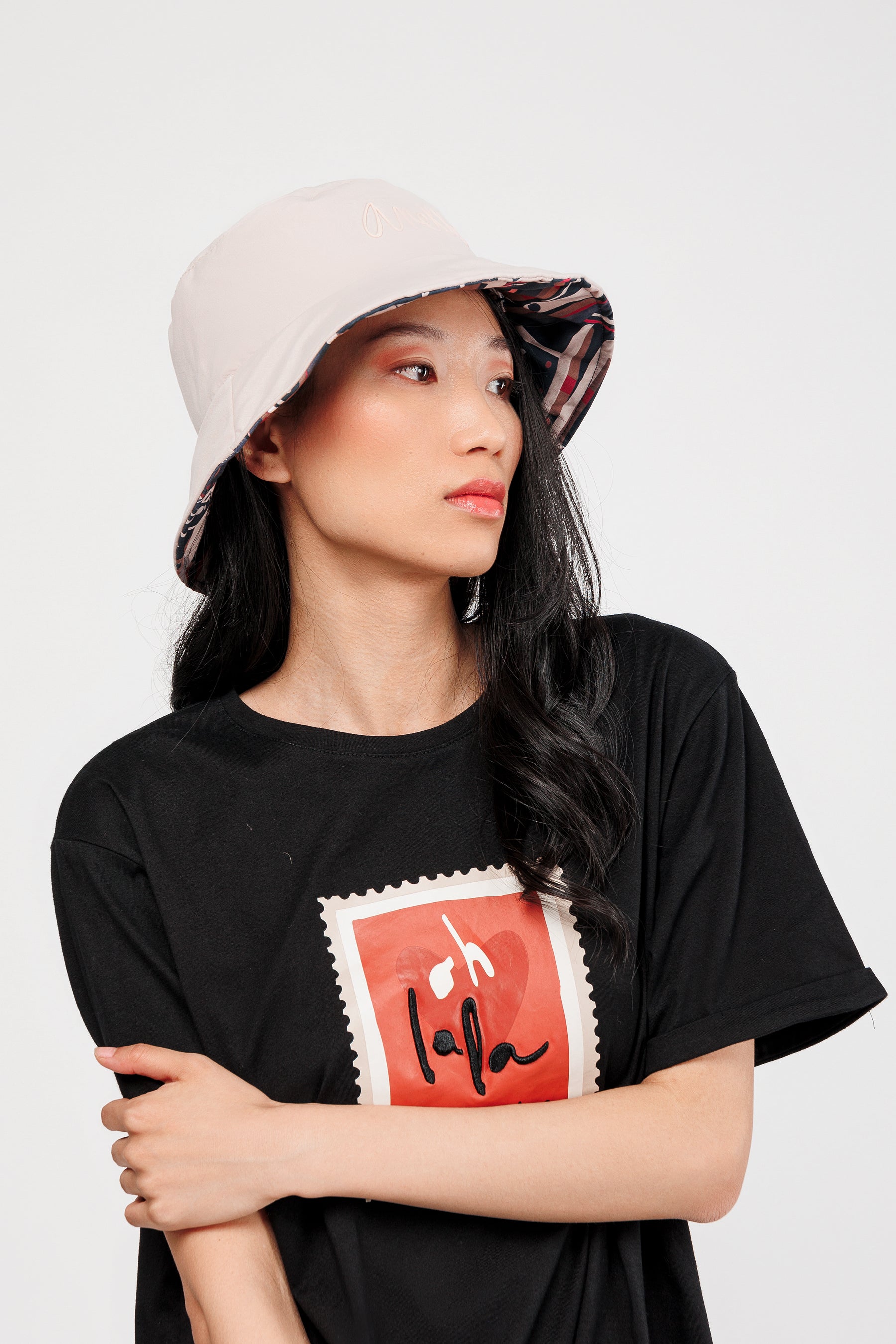 Mademoiselle bucket hat