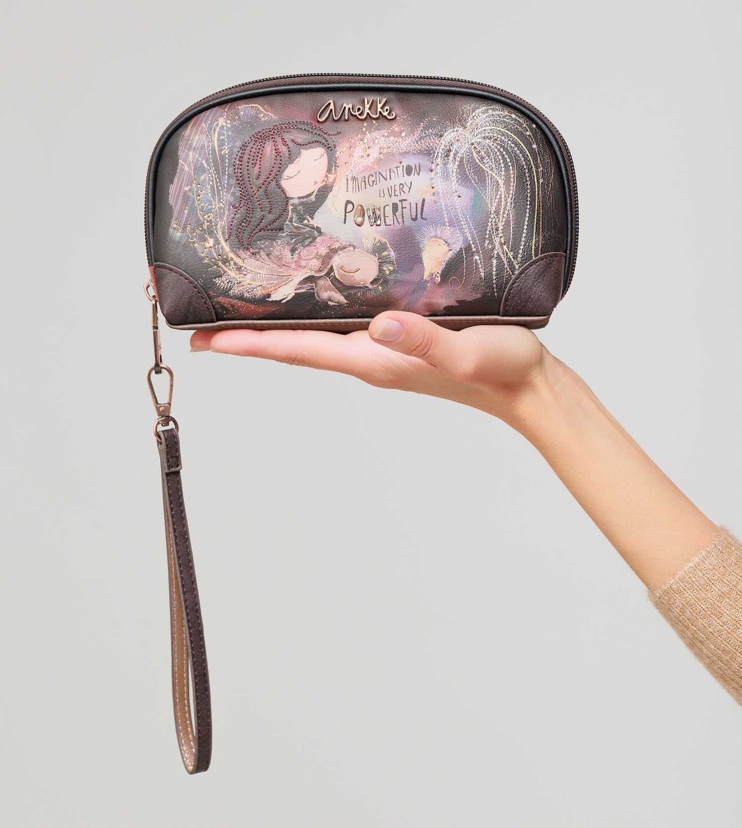 Dreamverse holdall bag