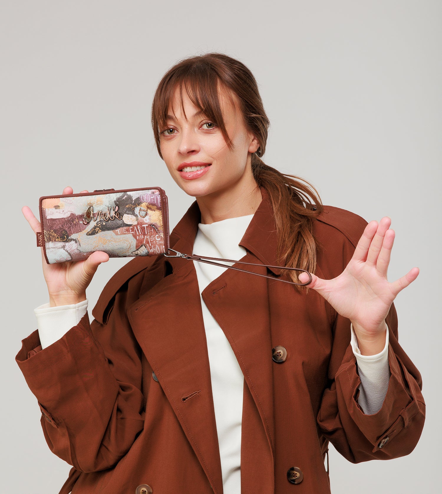 Outer large wallet