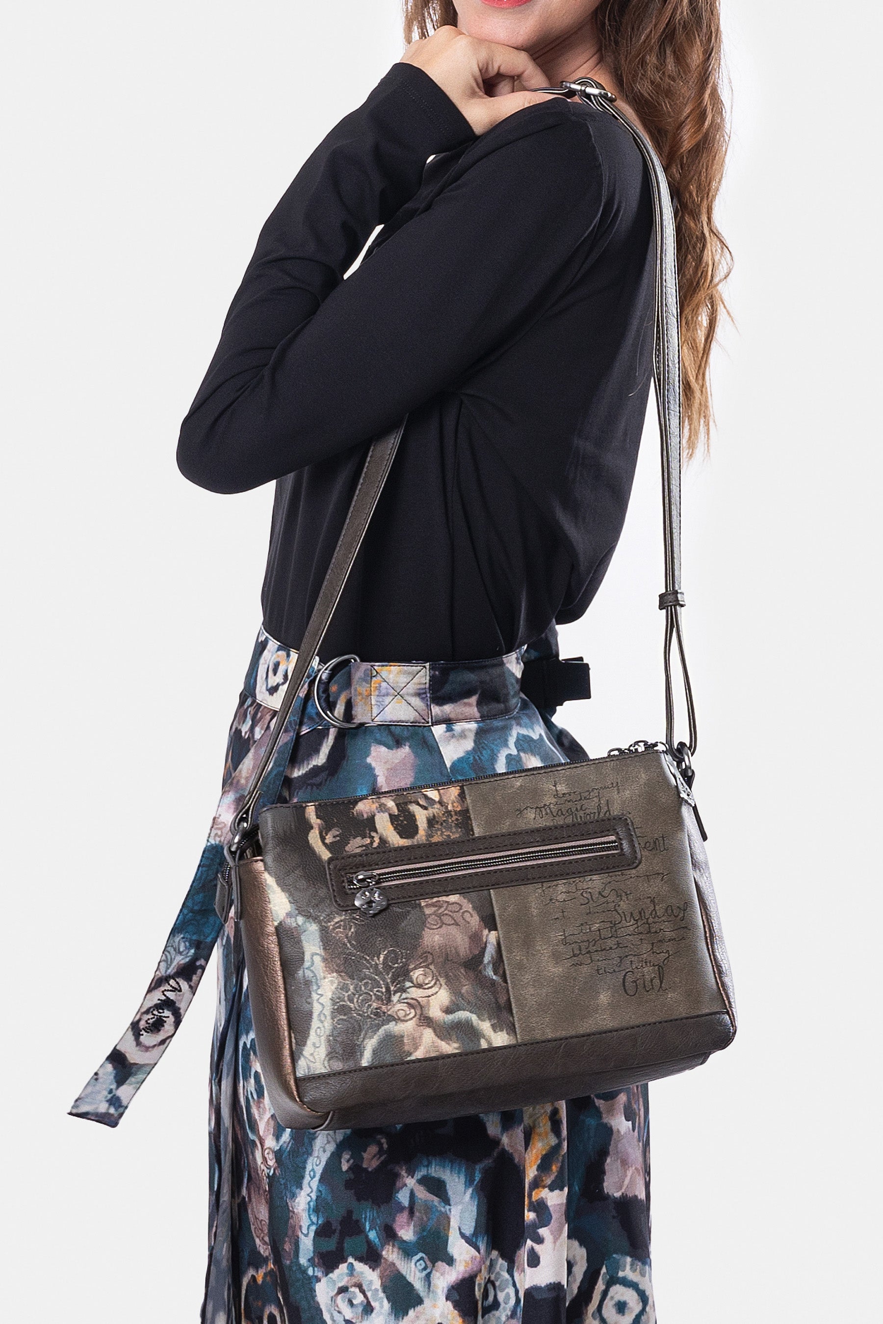 Real 3-compartment printed crossbody bag