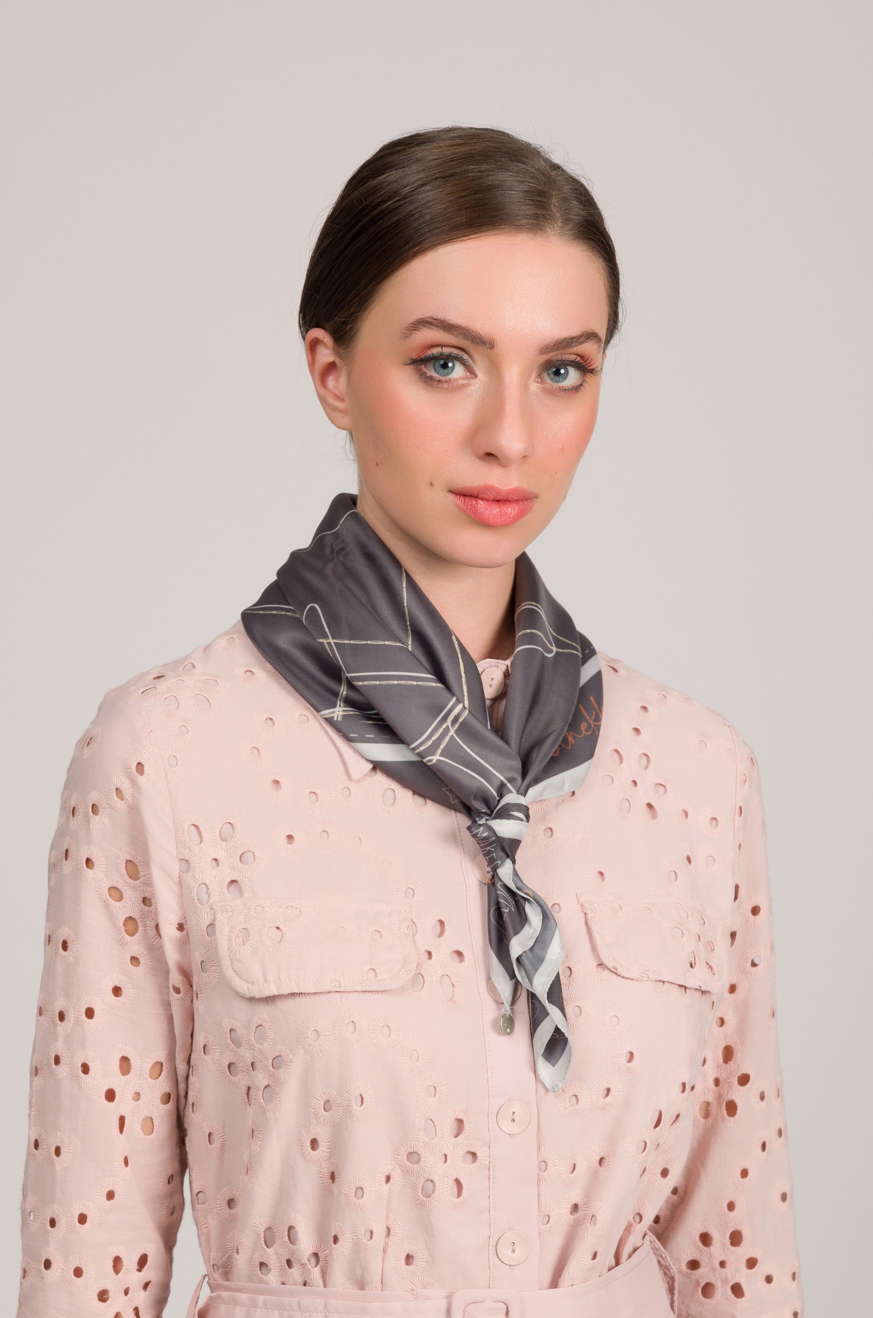 Printed square scarf Auralis