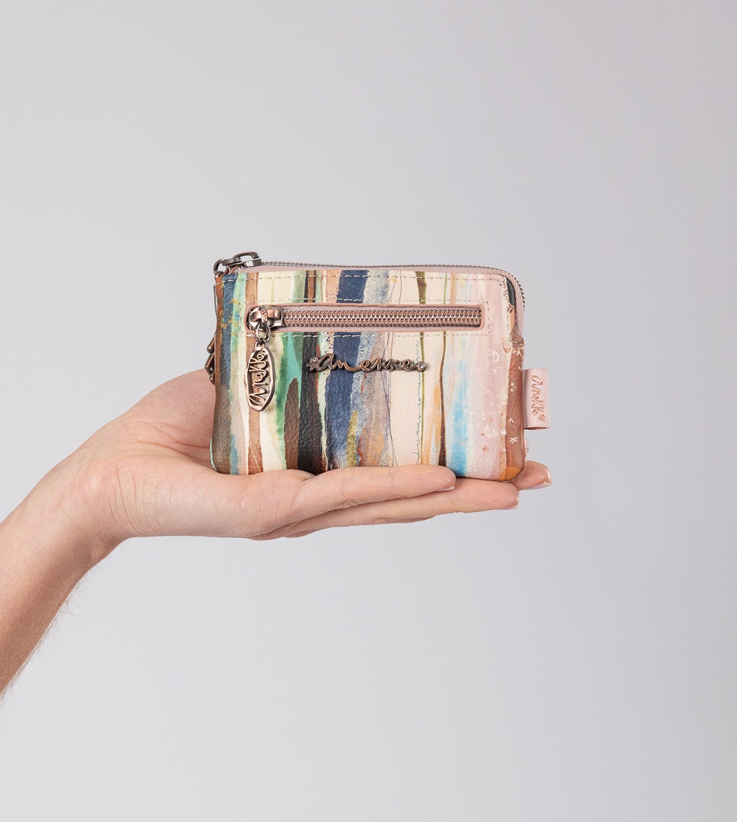 Studio nude card holder