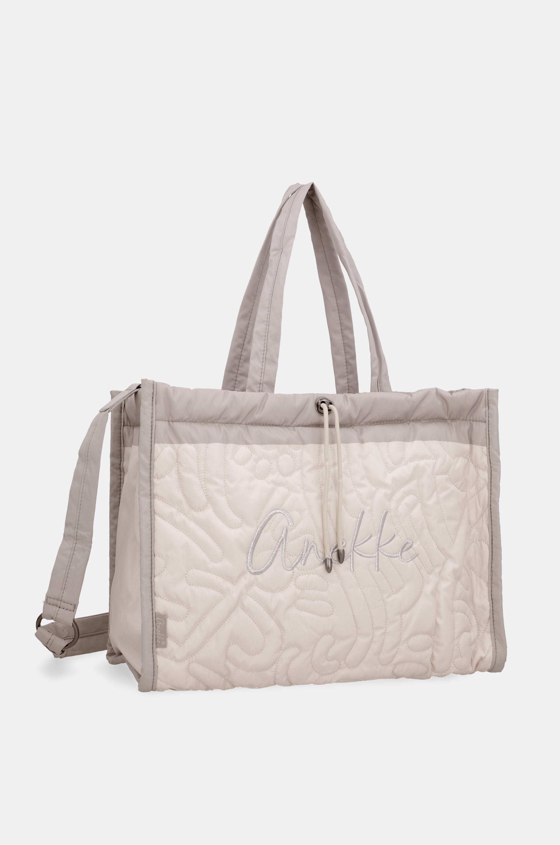 White quilted bag