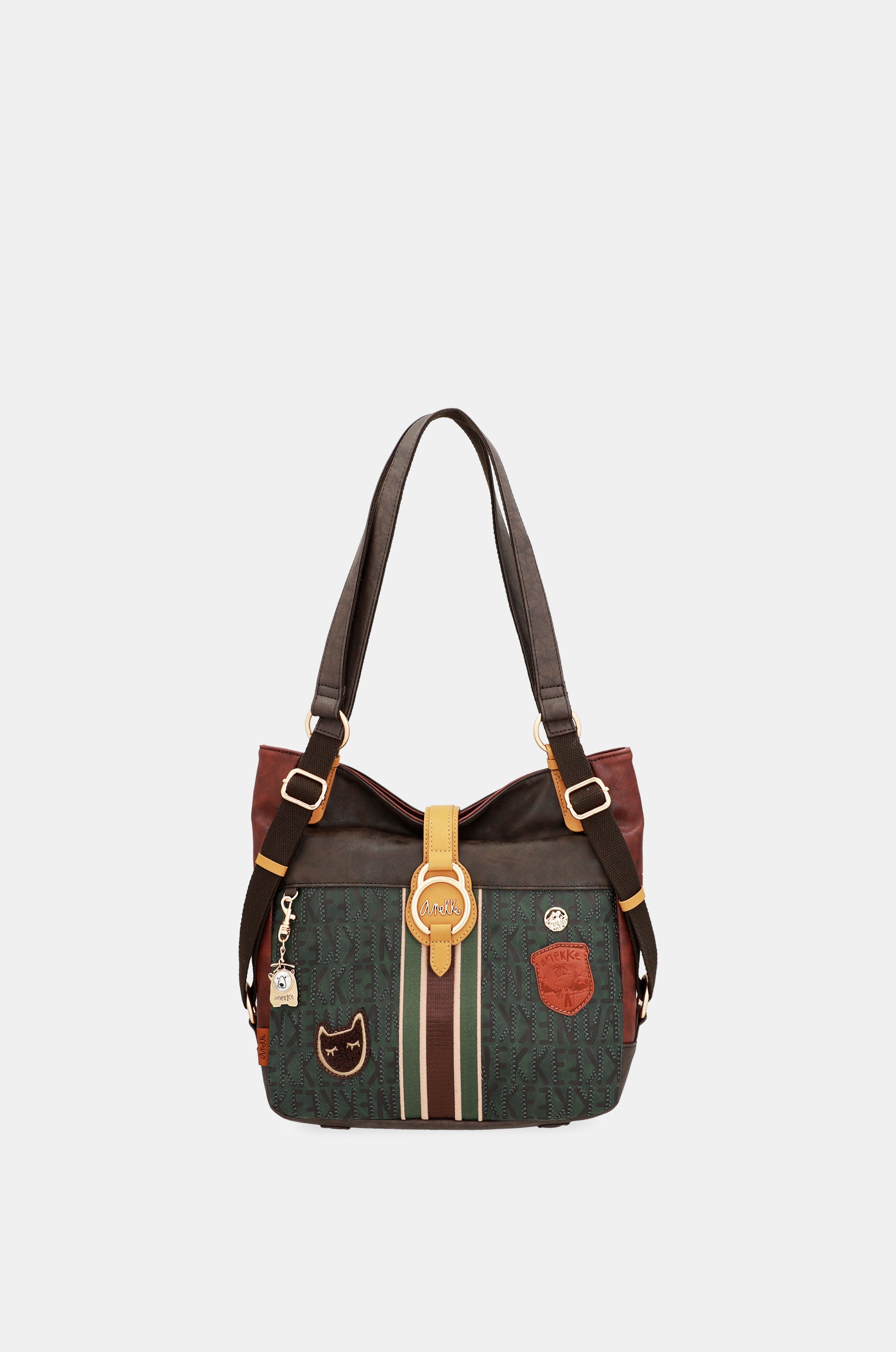 Urban shoulder bag convertible into a backpack