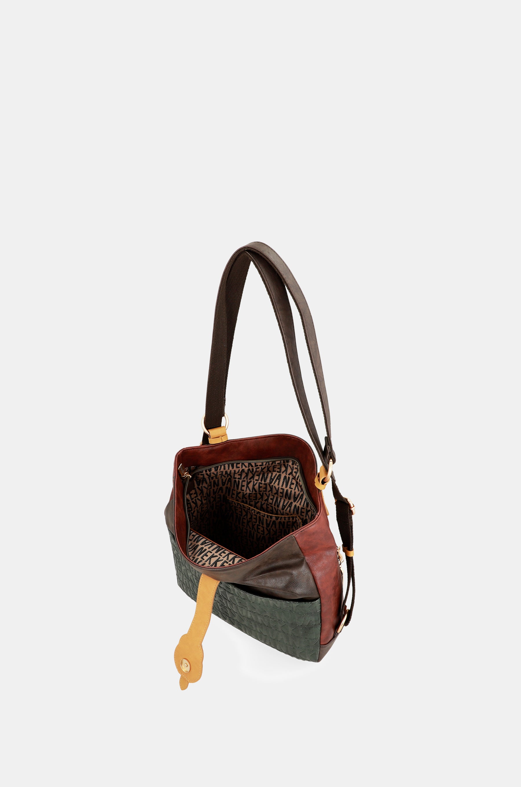 Urban shoulder bag convertible into a backpack