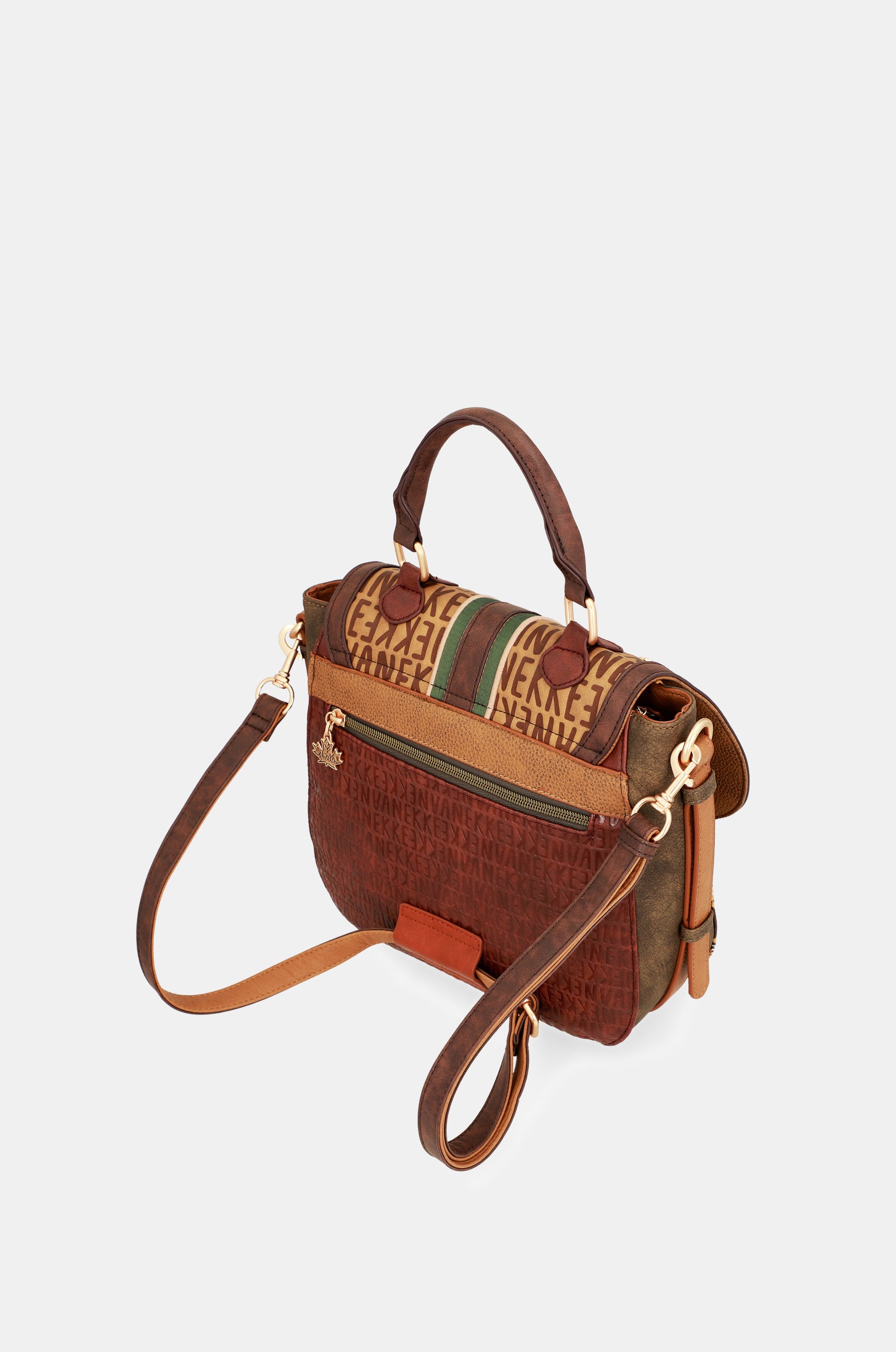 Urban backpack convertible in bandoleer