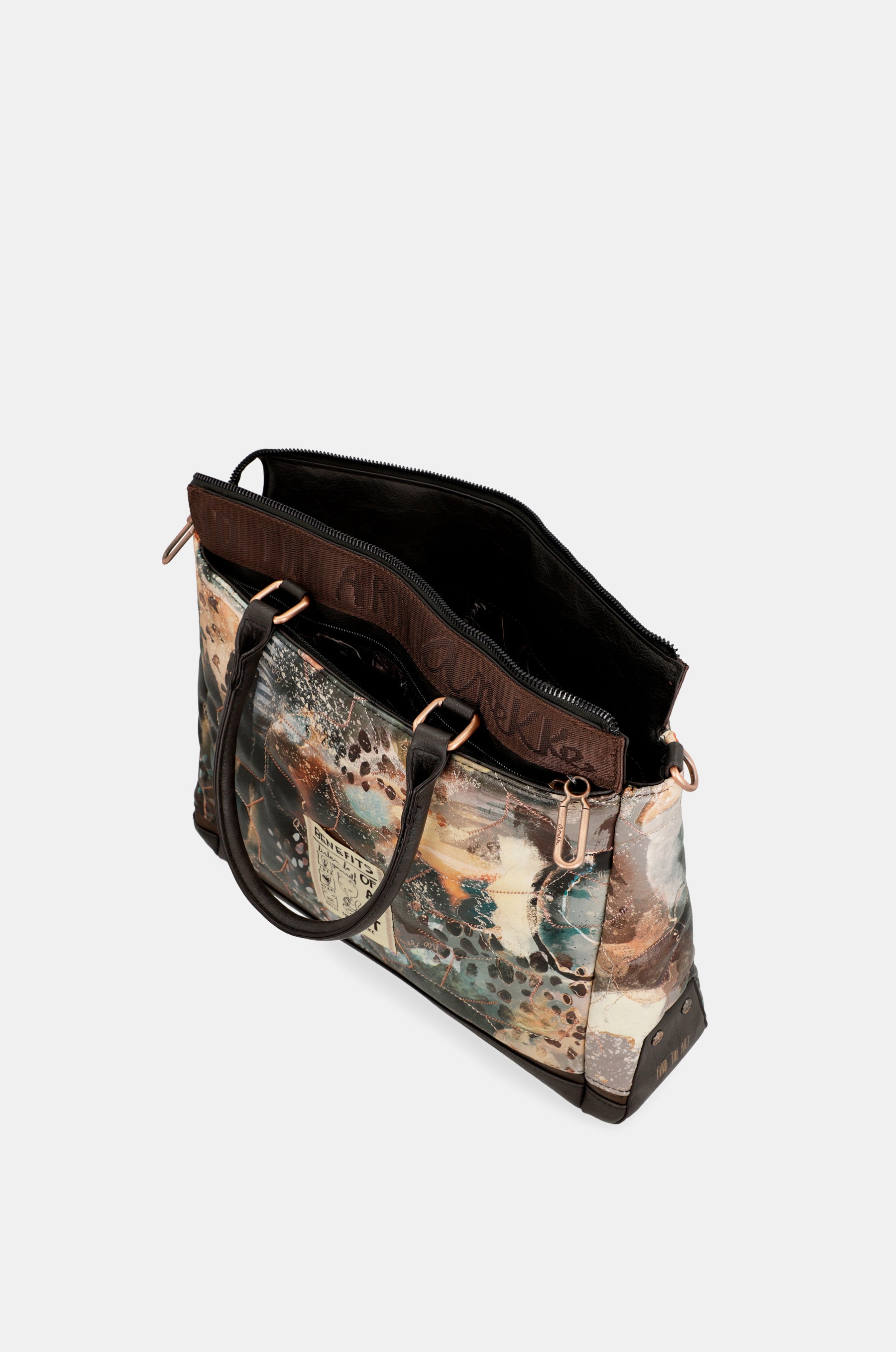 Shōen Padded Anekke Large Tote Bag