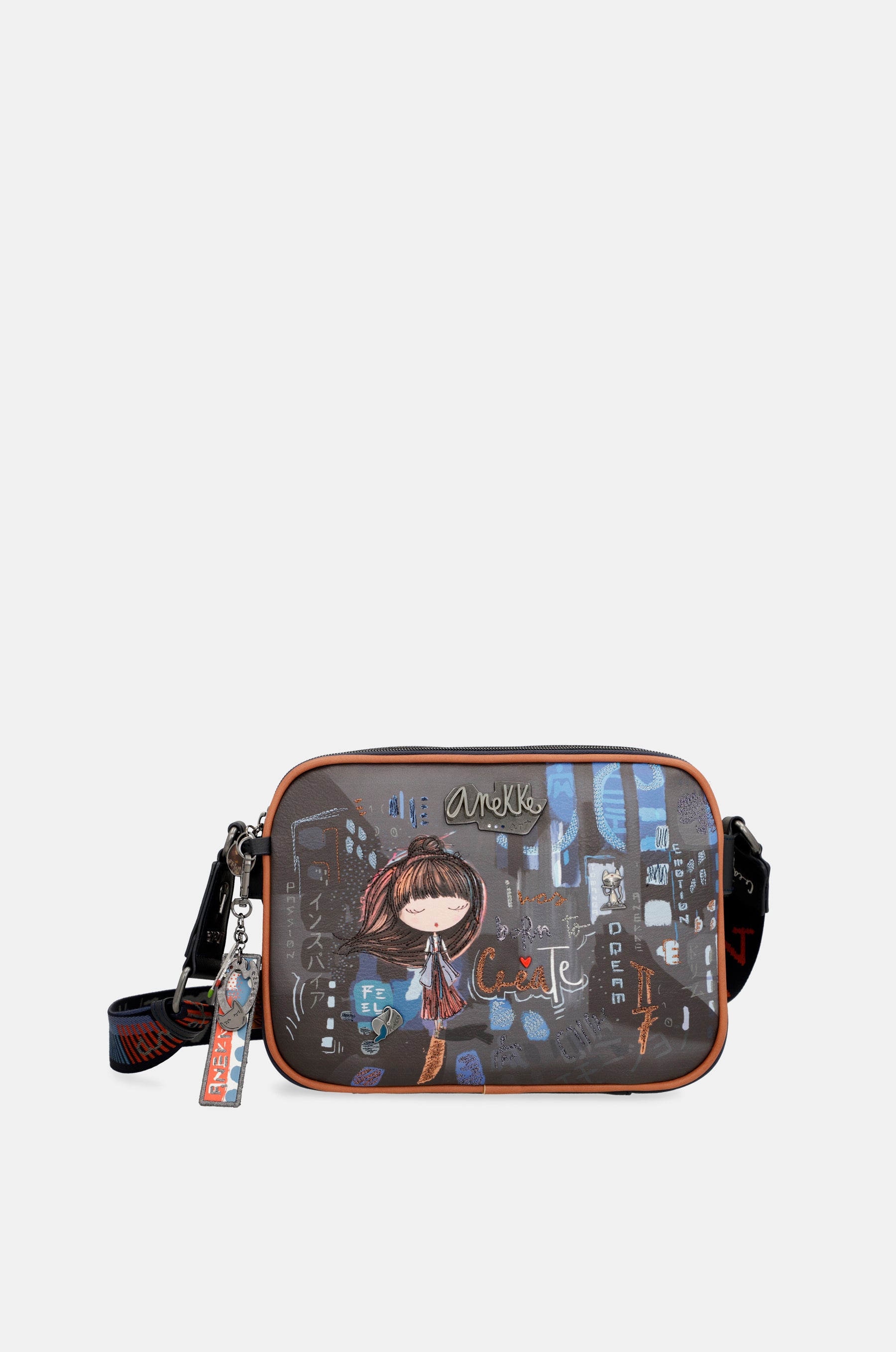 Contemporary 3 compartment messenger bag