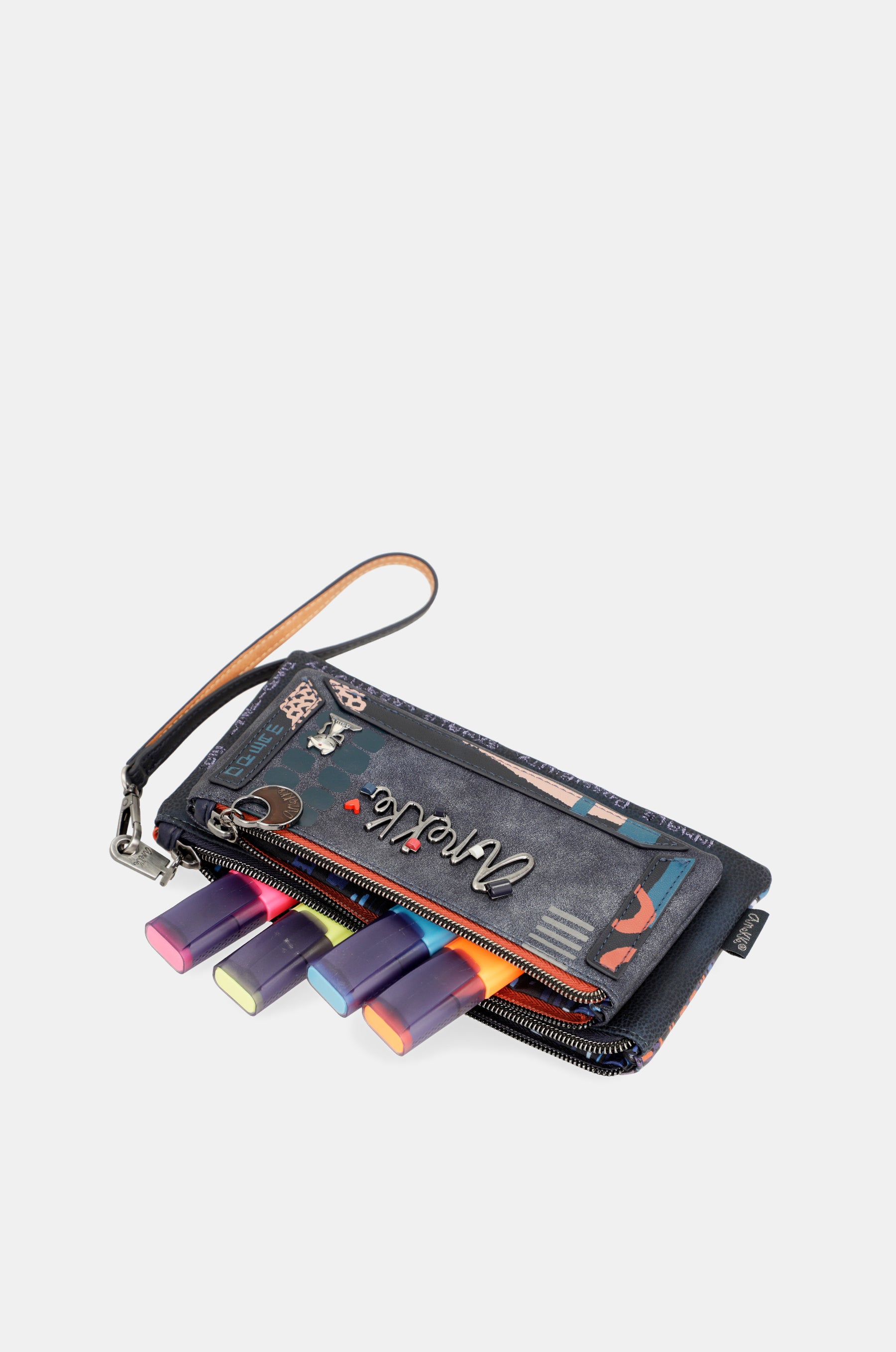 Nagare wallet purse