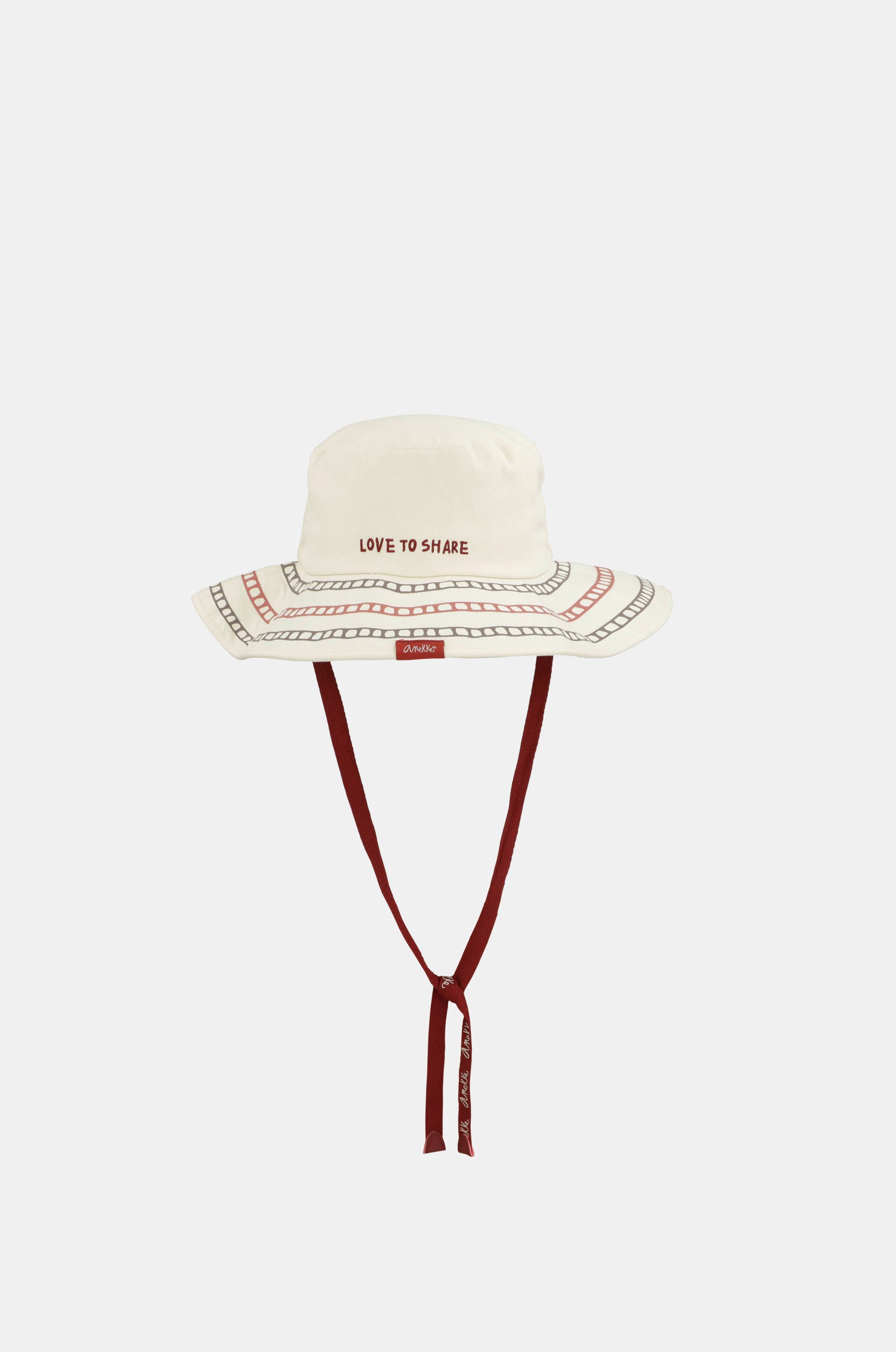 White bucket hat
