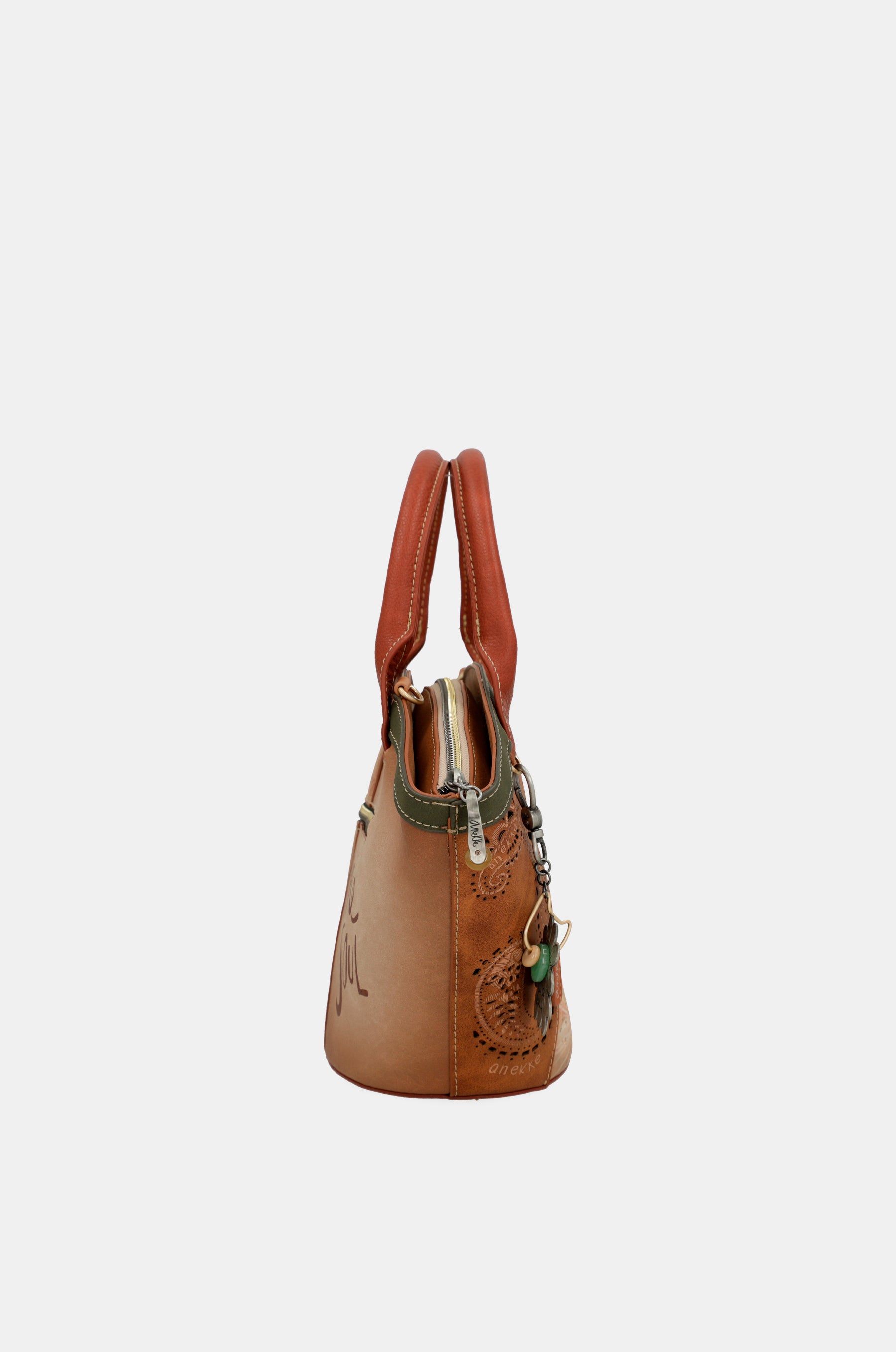 Peace & Love camel basket bag