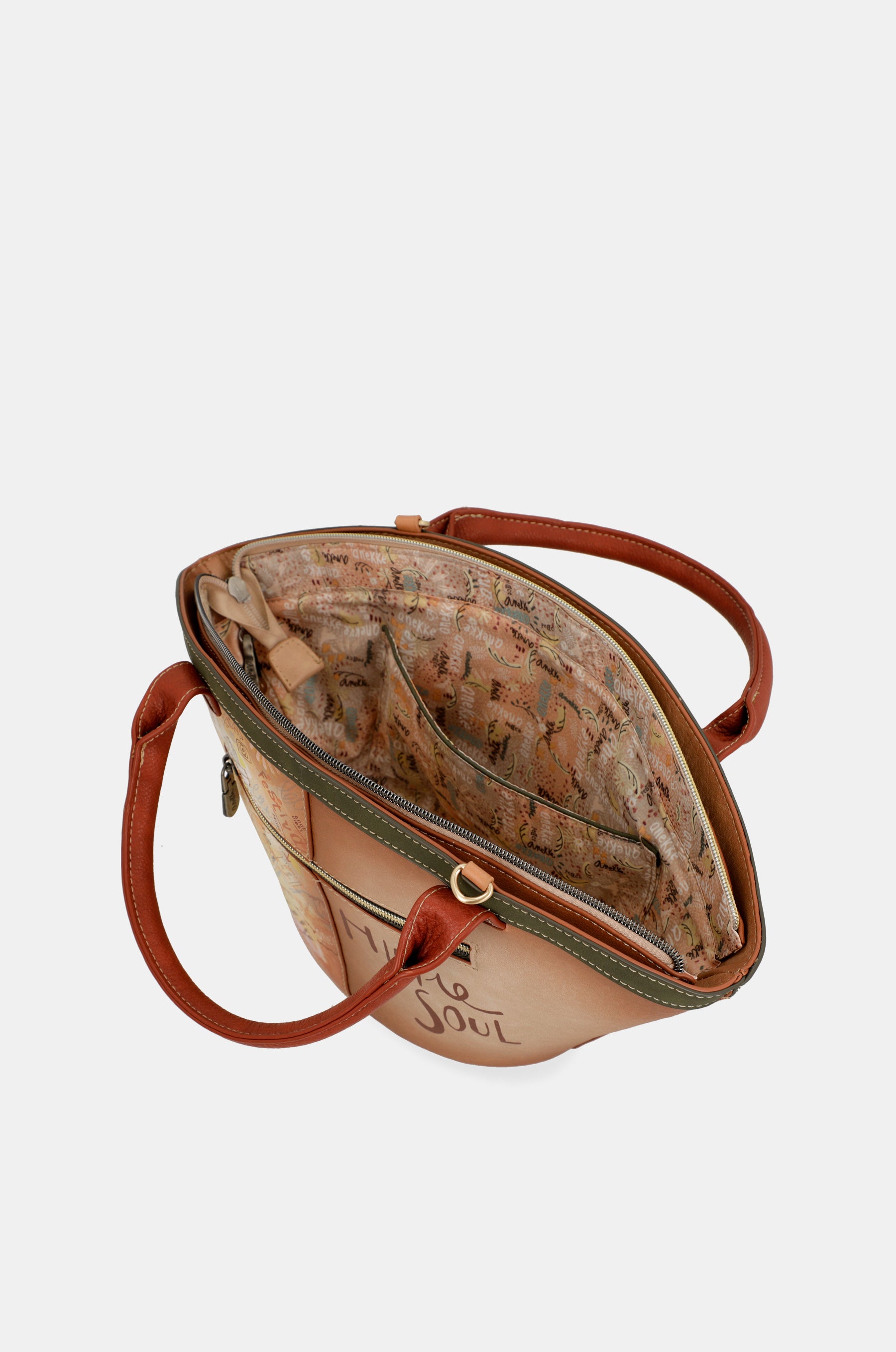Peace & Love camel basket bag