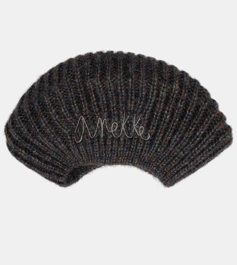 Black knitted beret