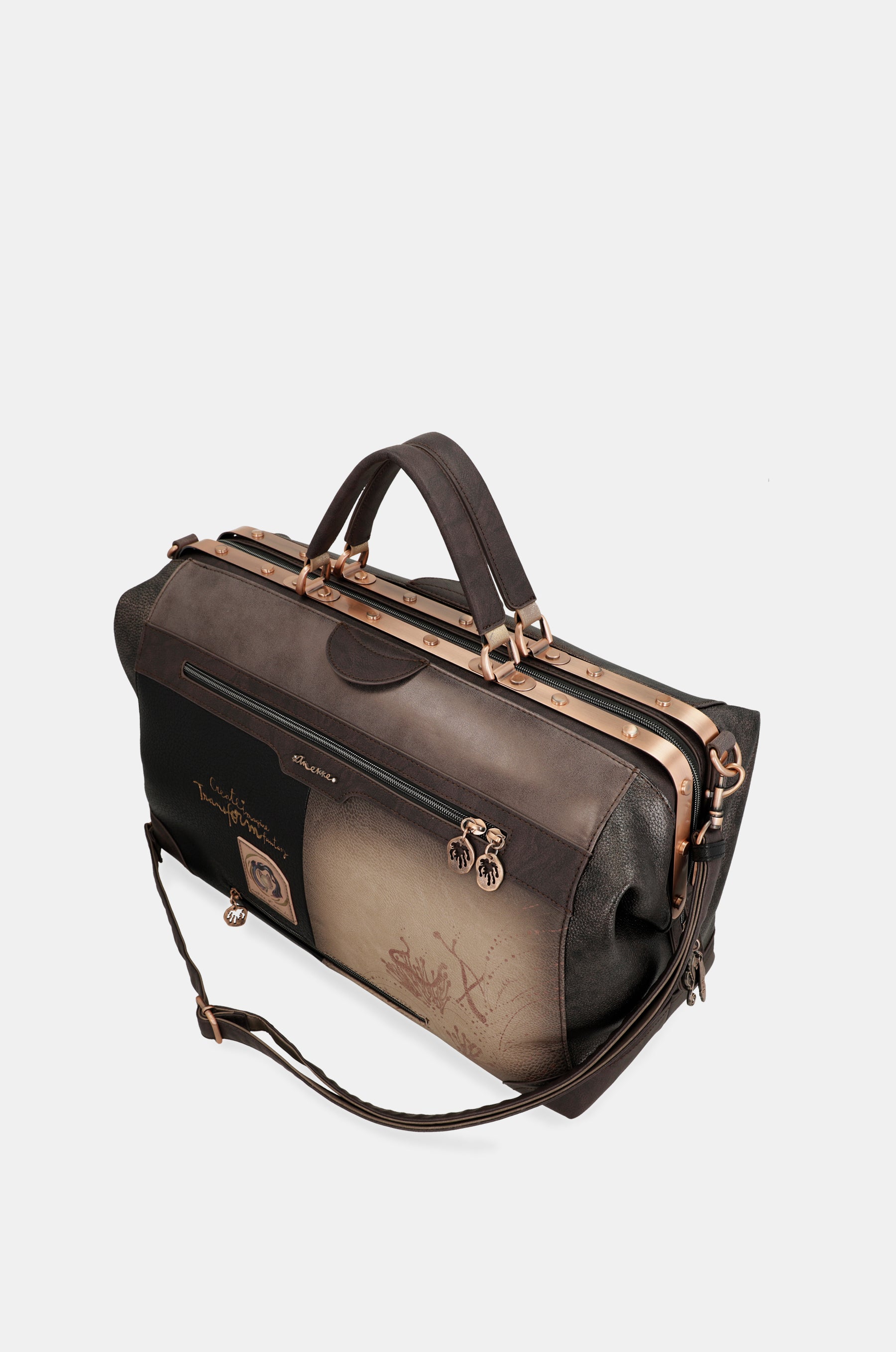 Dreamverse travel bag