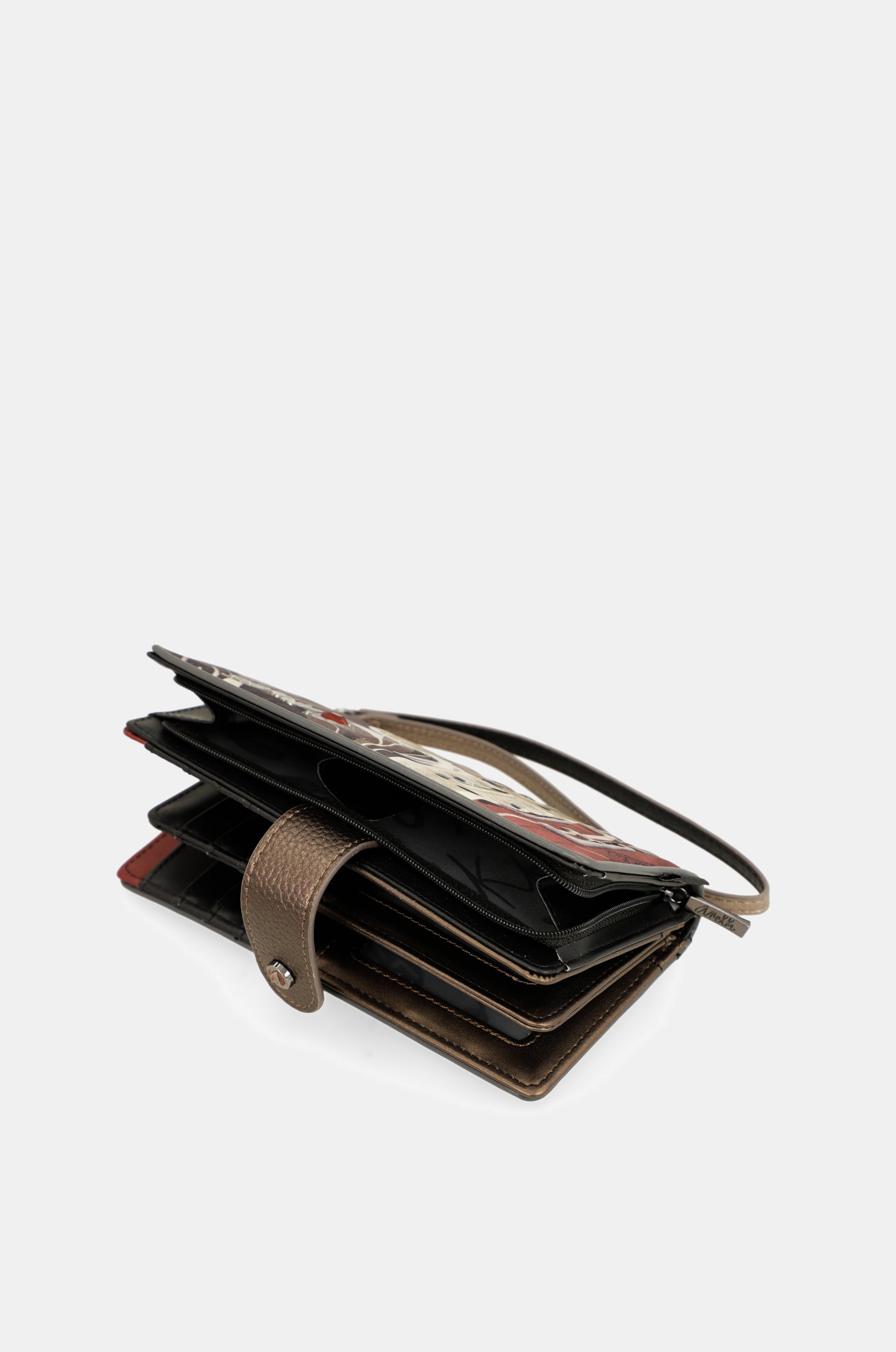 Imaginary large wallet