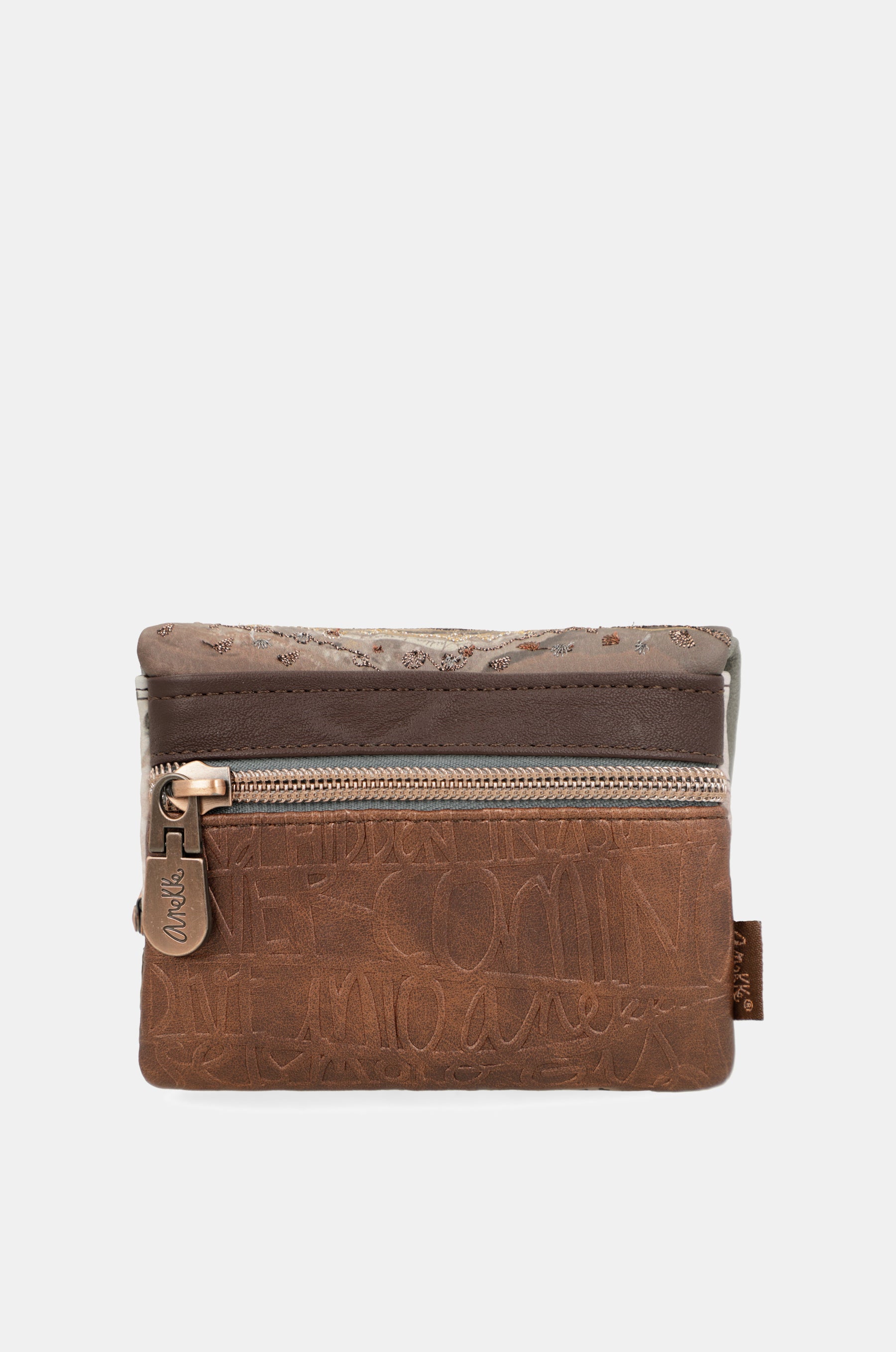 Core coin purse with flap