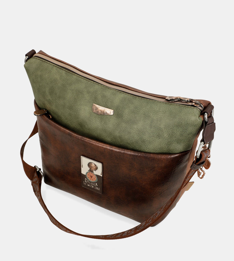 Outer large crossbody bag with pockets