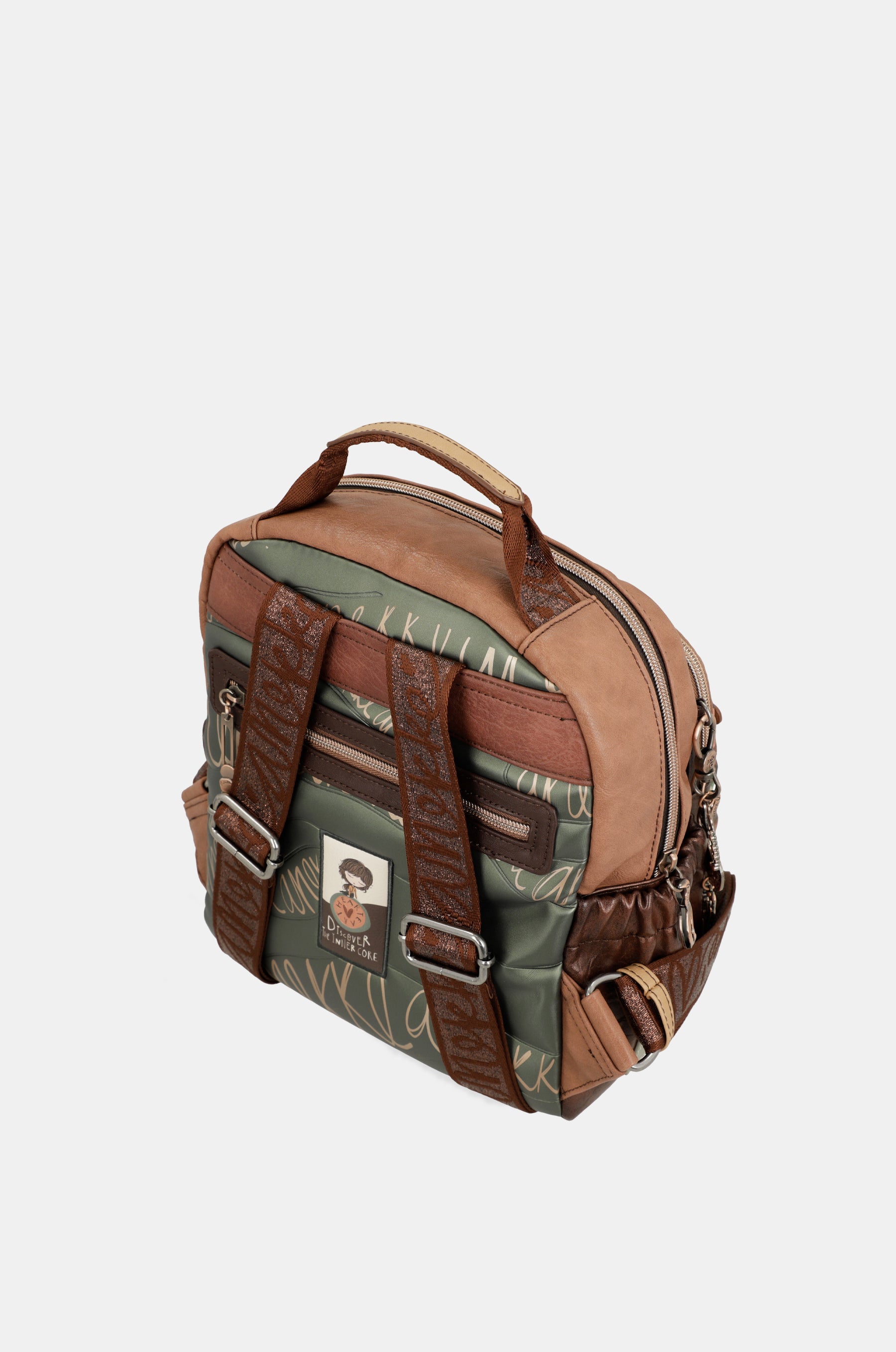 Outer backpack for leisure use